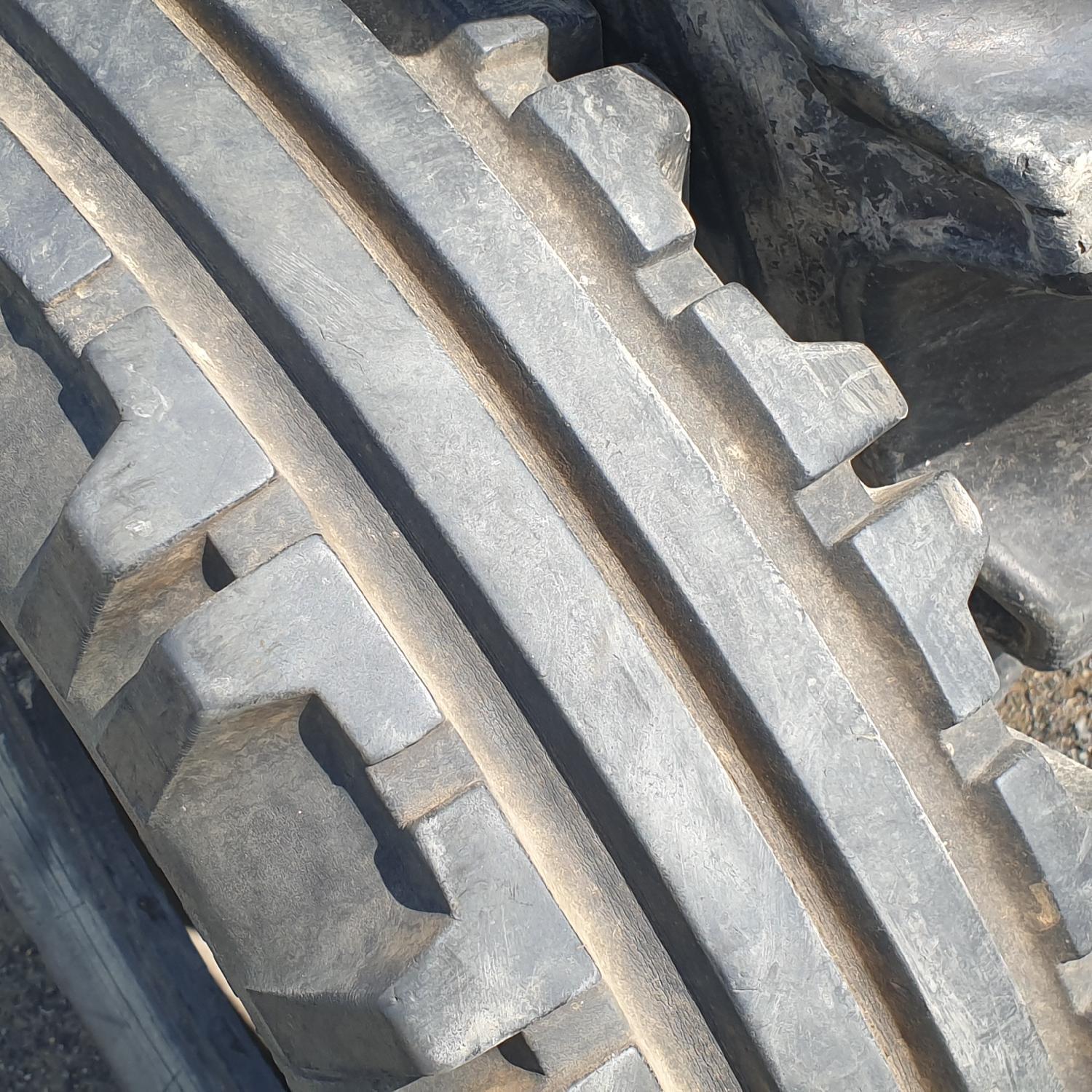  Cauciucuri 7.50-16 Pirelli