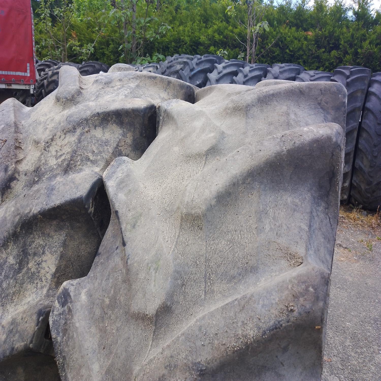  Cauciucuri 420/70R24 Pirelli
