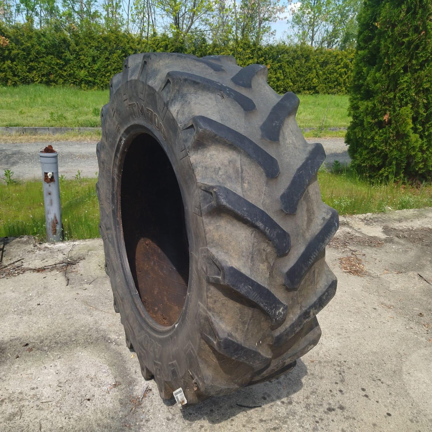  Cauciucuri 420/70R30 Pirelli