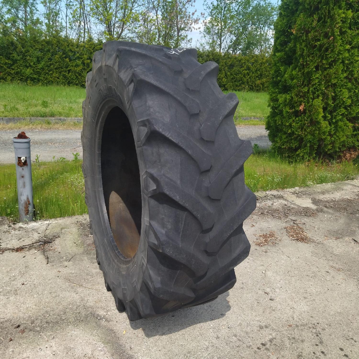  Cauciucuri 420/70R30 Pirelli