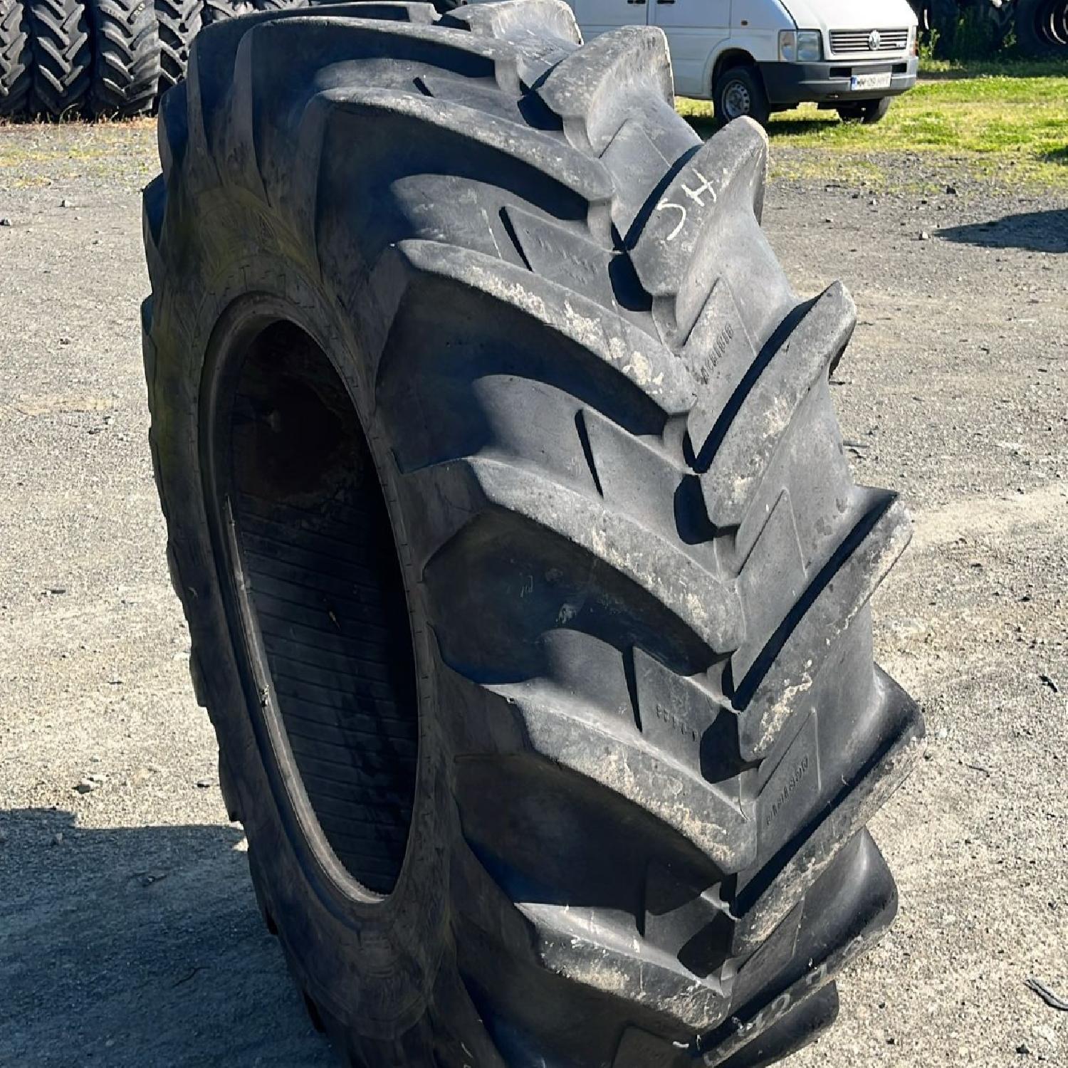  Cauciucuri 16.9-28 Michelin
