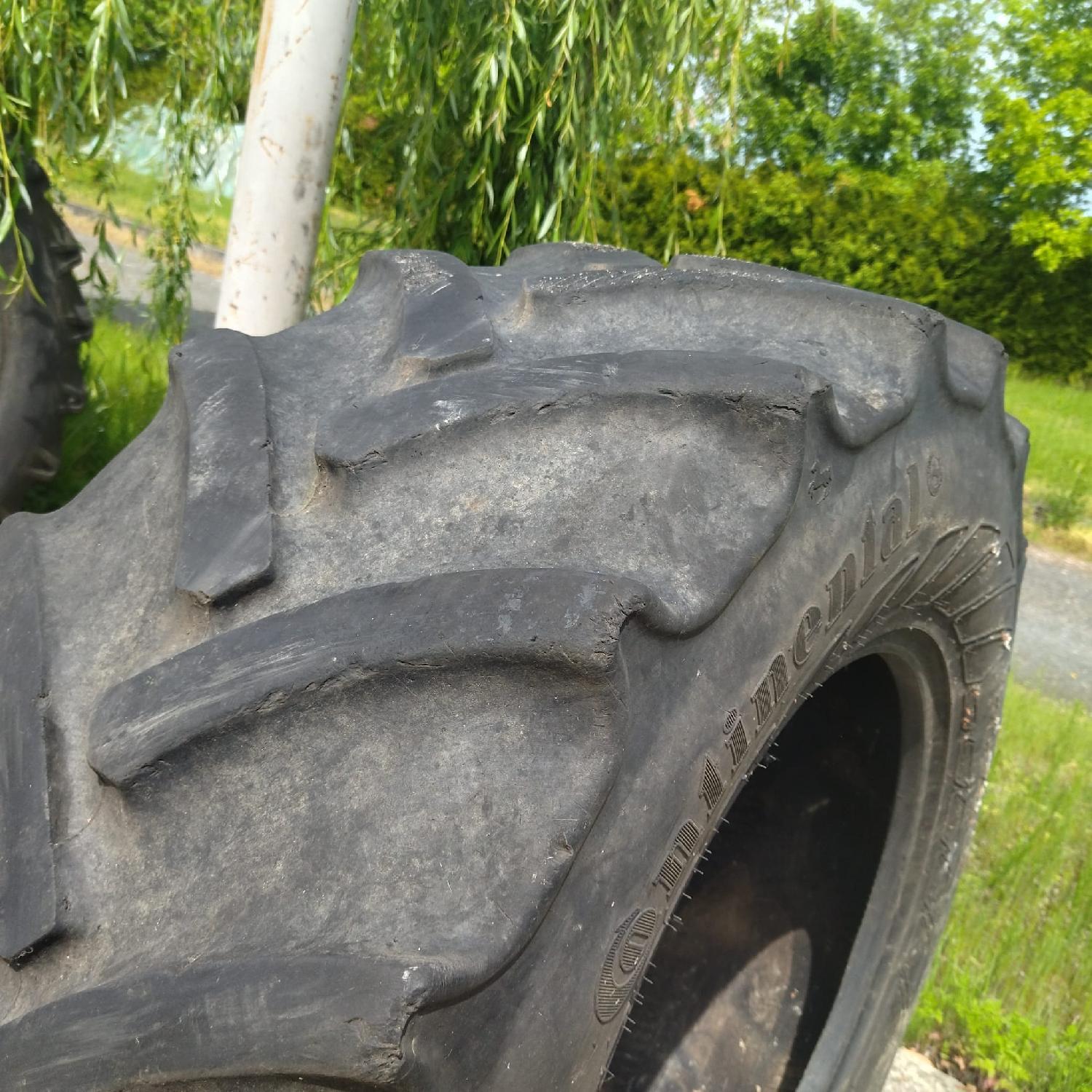  Cauciucuri 440/65R24 Continental