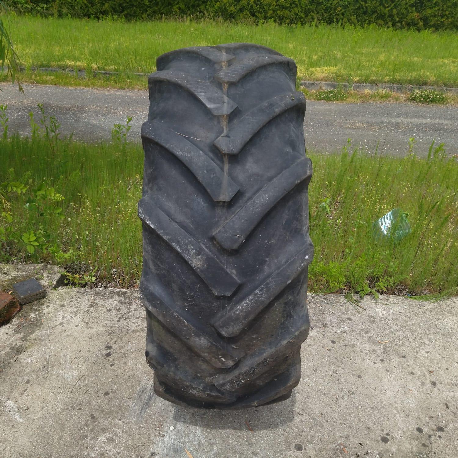  Cauciucuri 375/70R20 Continental