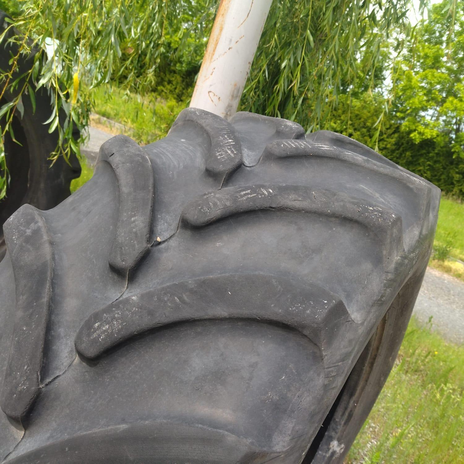  Cauciucuri 440/65R24 Firestone