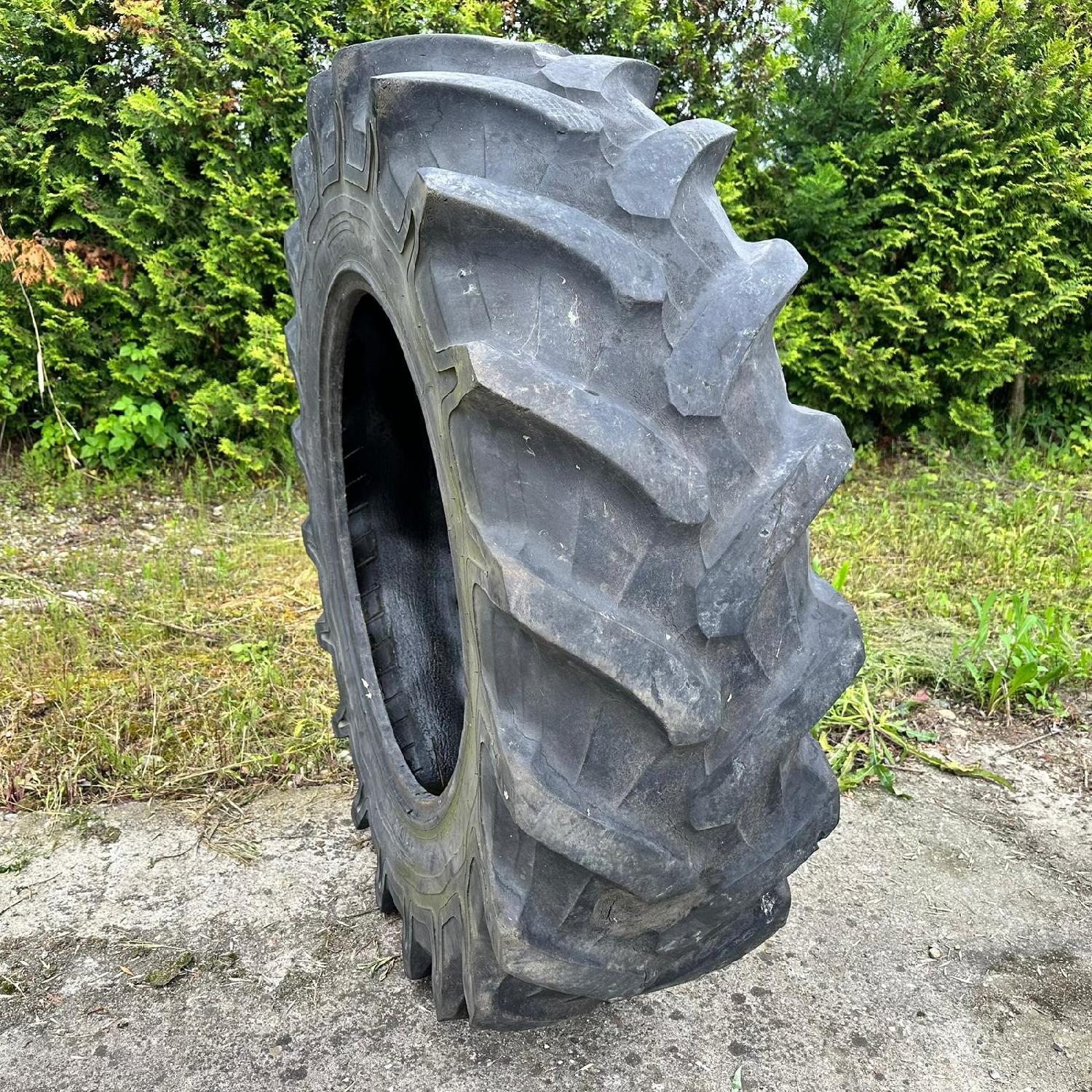  Cauciucuri 18.4R34 Pirelli