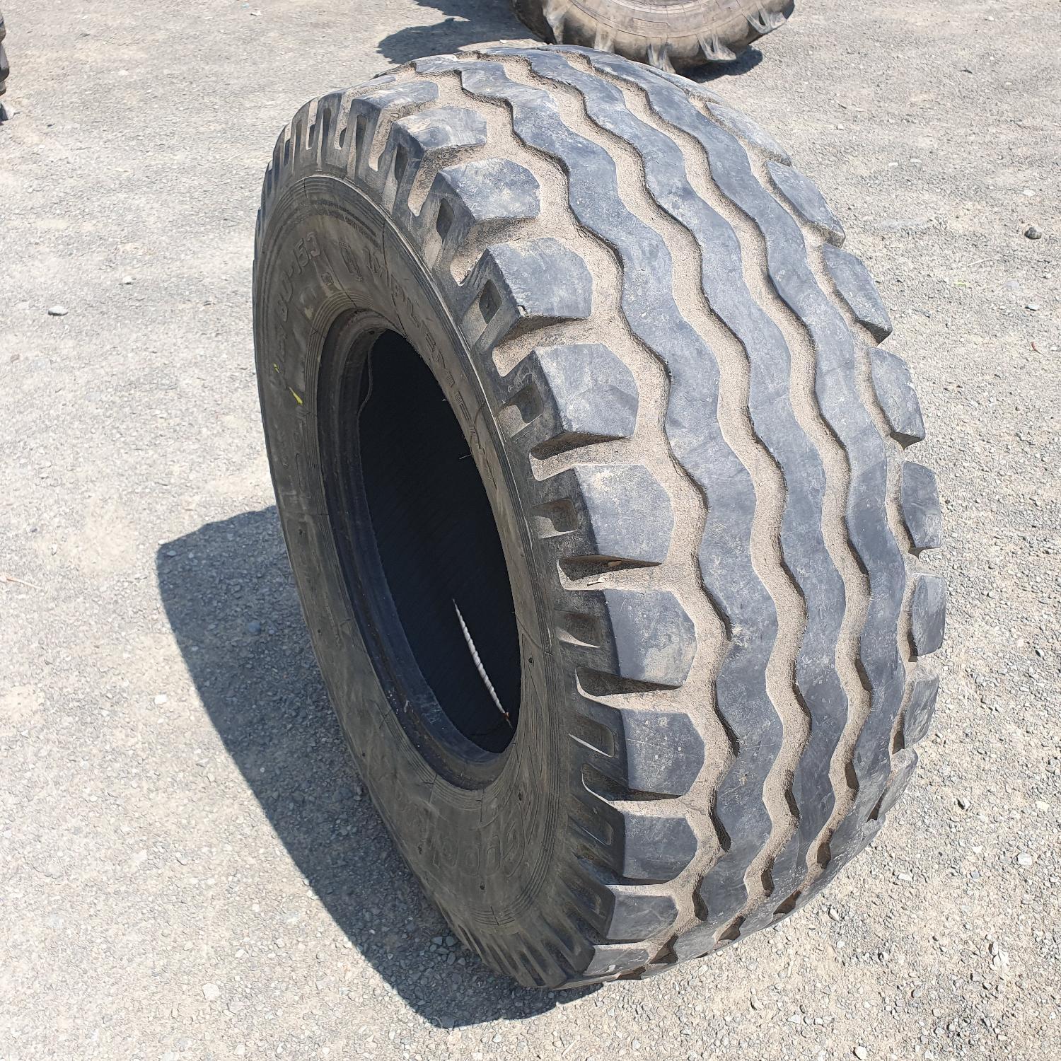  Cauciucuri 11.5/80-15.3 Bfgoodrich