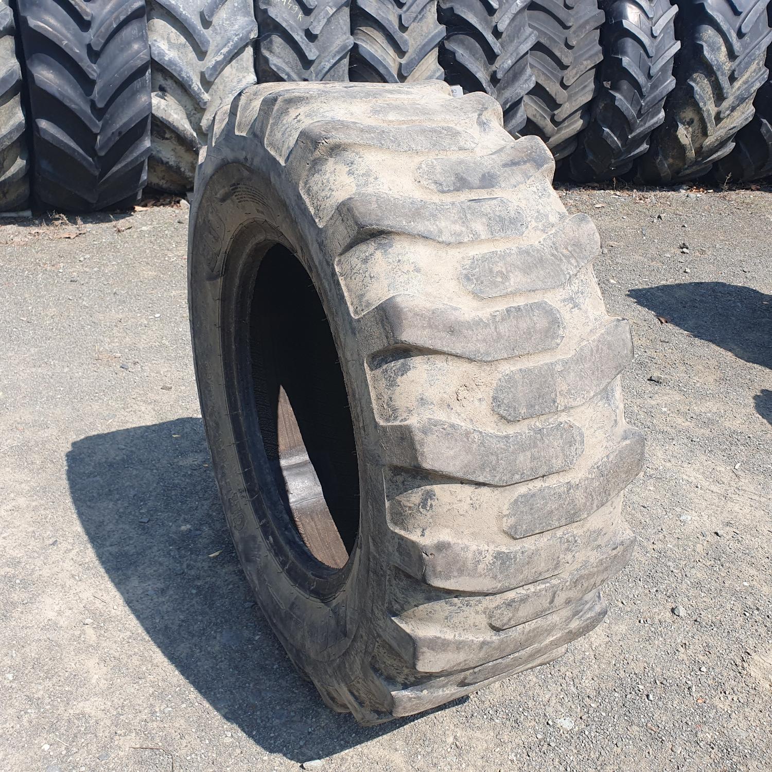  Cauciucuri 15.5-25  Bkt