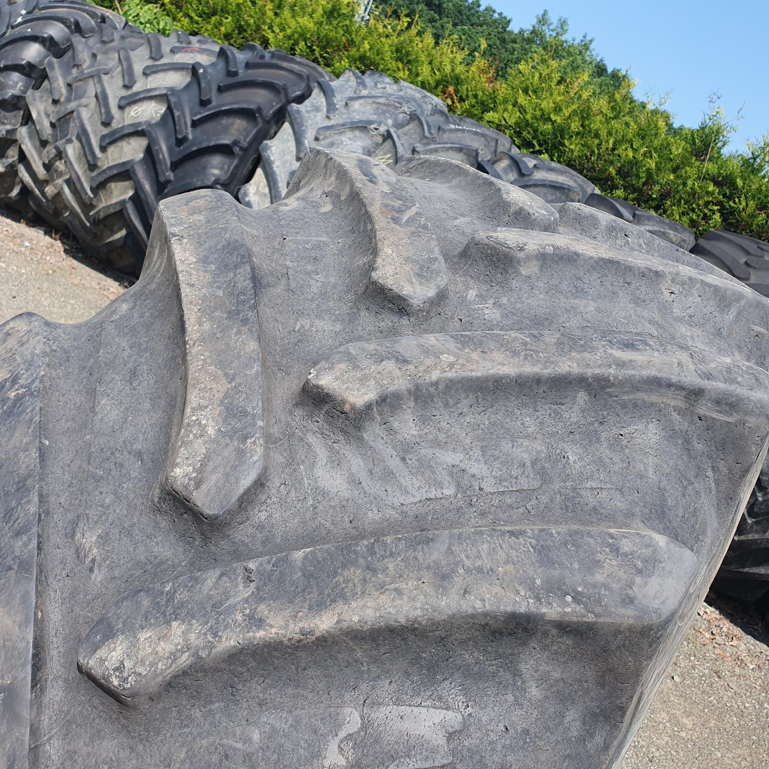  Cauciucuri 600/70R30 Bkt