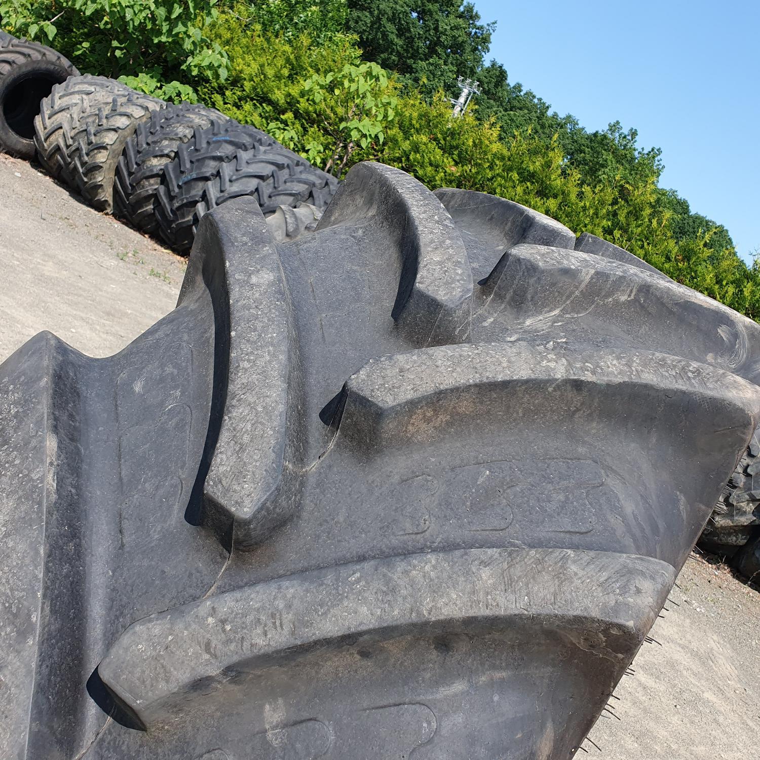  Cauciucuri 600/70R30 Bkt
