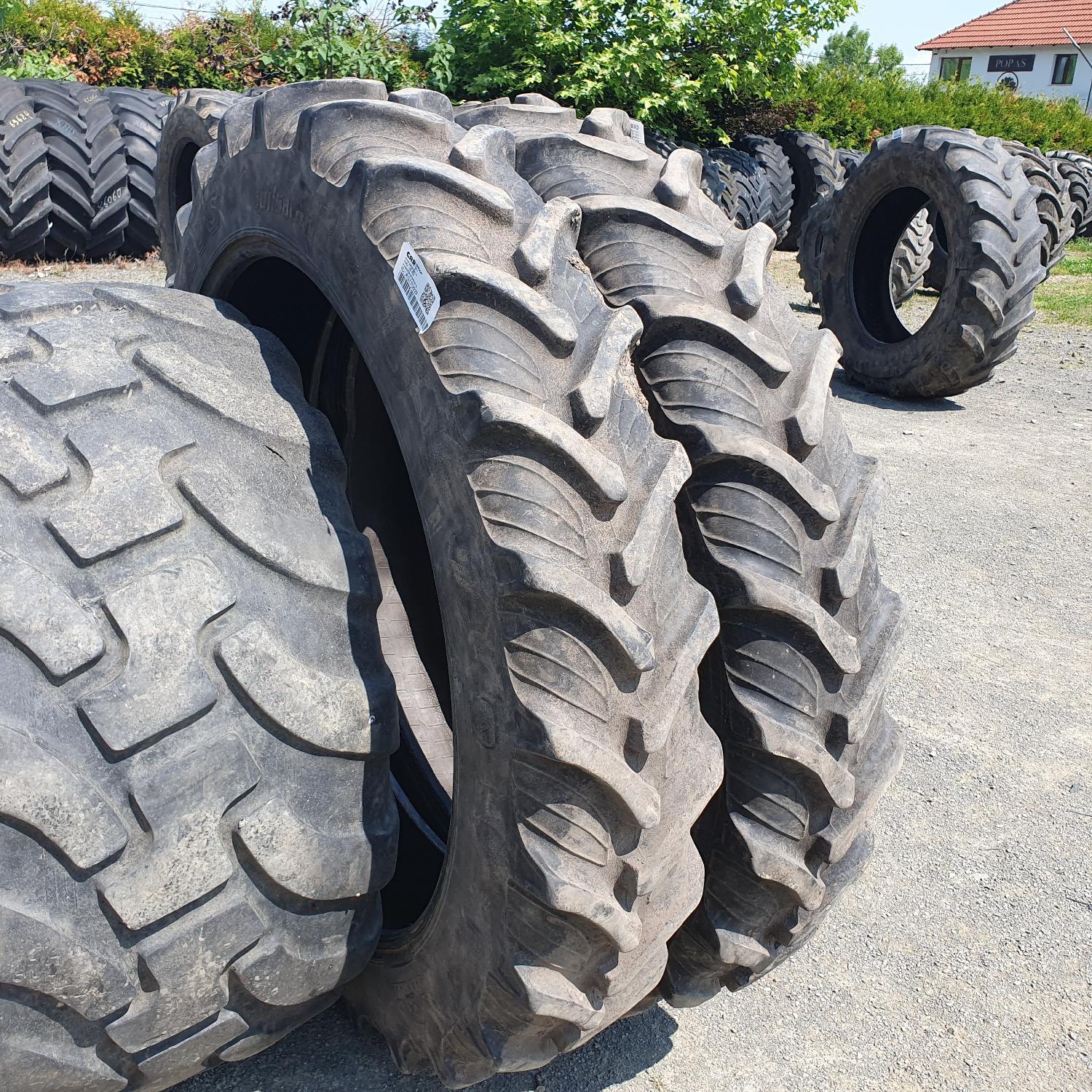  Cauciucuri 270/95R42 Taurus