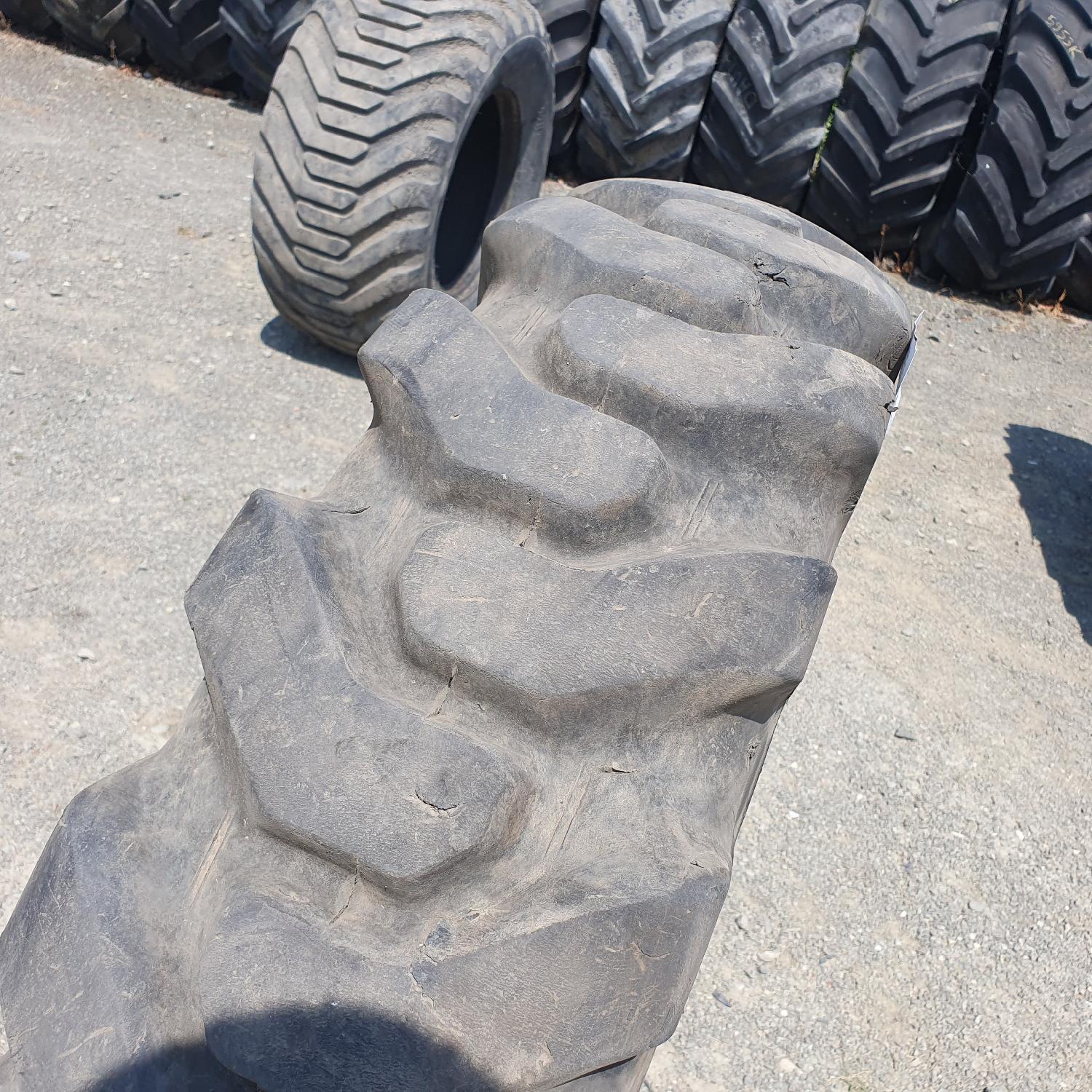  Cauciucuri 10.00-20 Bridgestone
