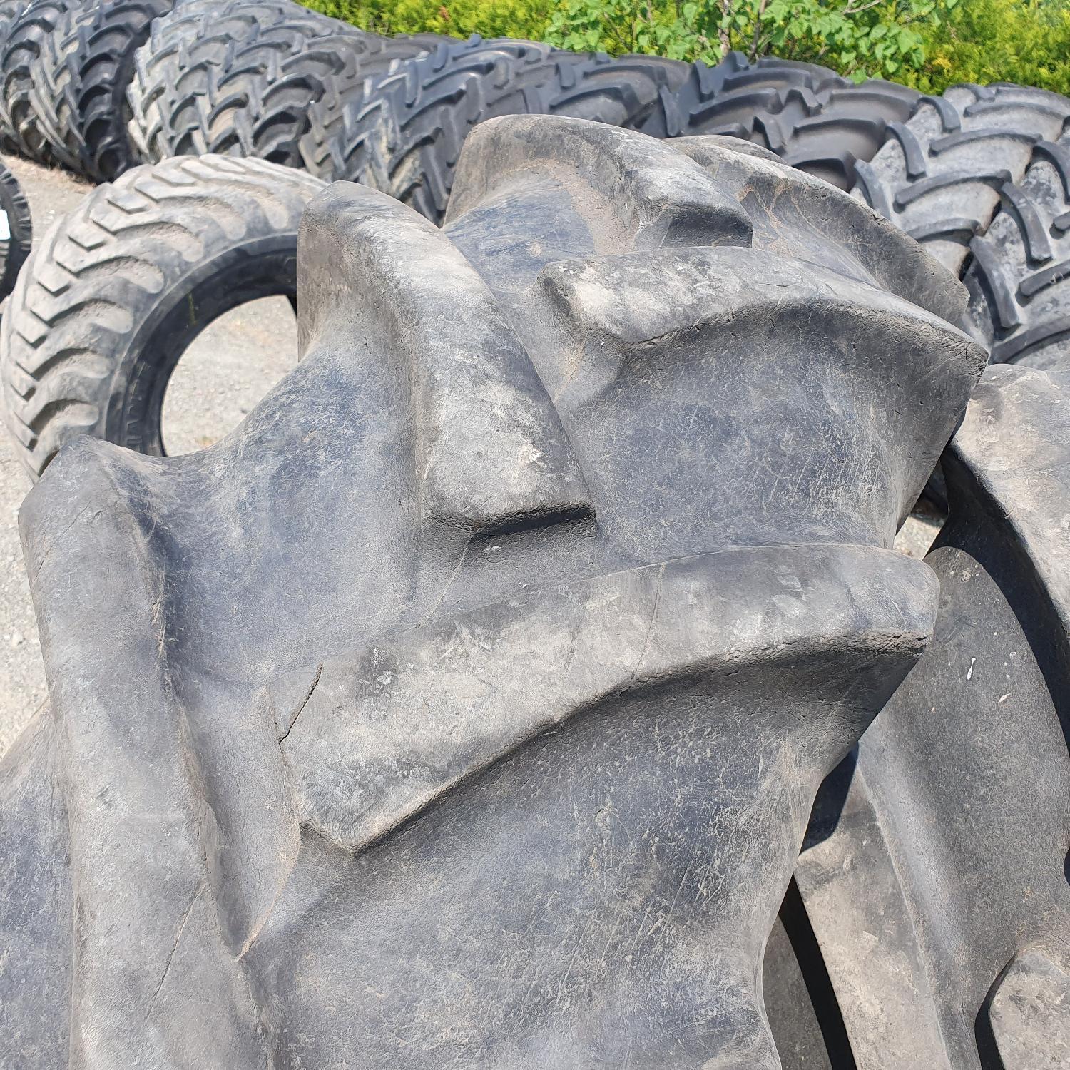  Cauciucuri 14.9-28 (380/85R28) Bkt