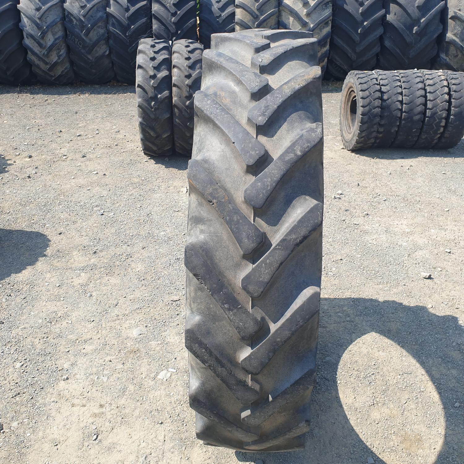  Cauciucuri 12.4R32 Semperit