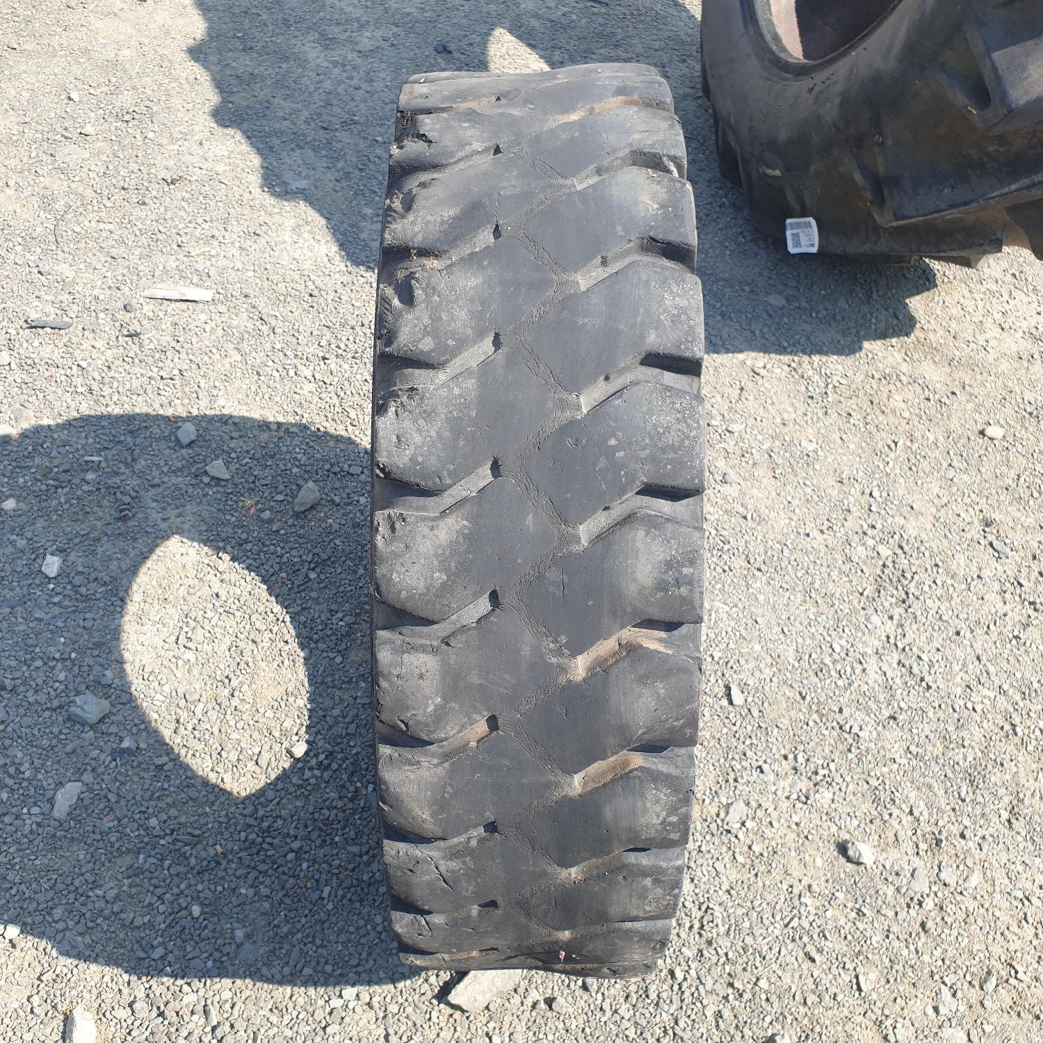  Cauciucuri 7.5R15 Mitas