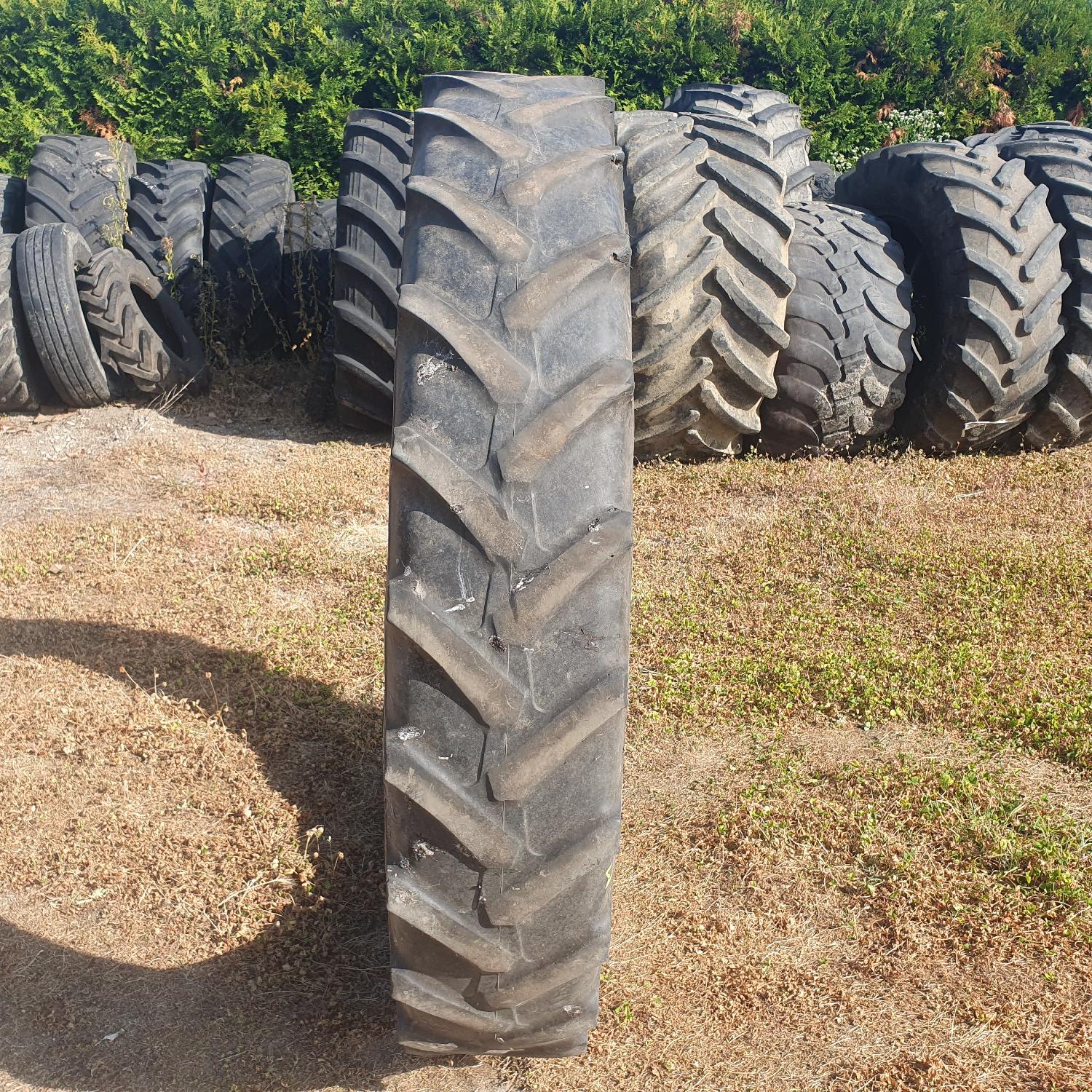  Cauciucuri 300/95R46 Bkt