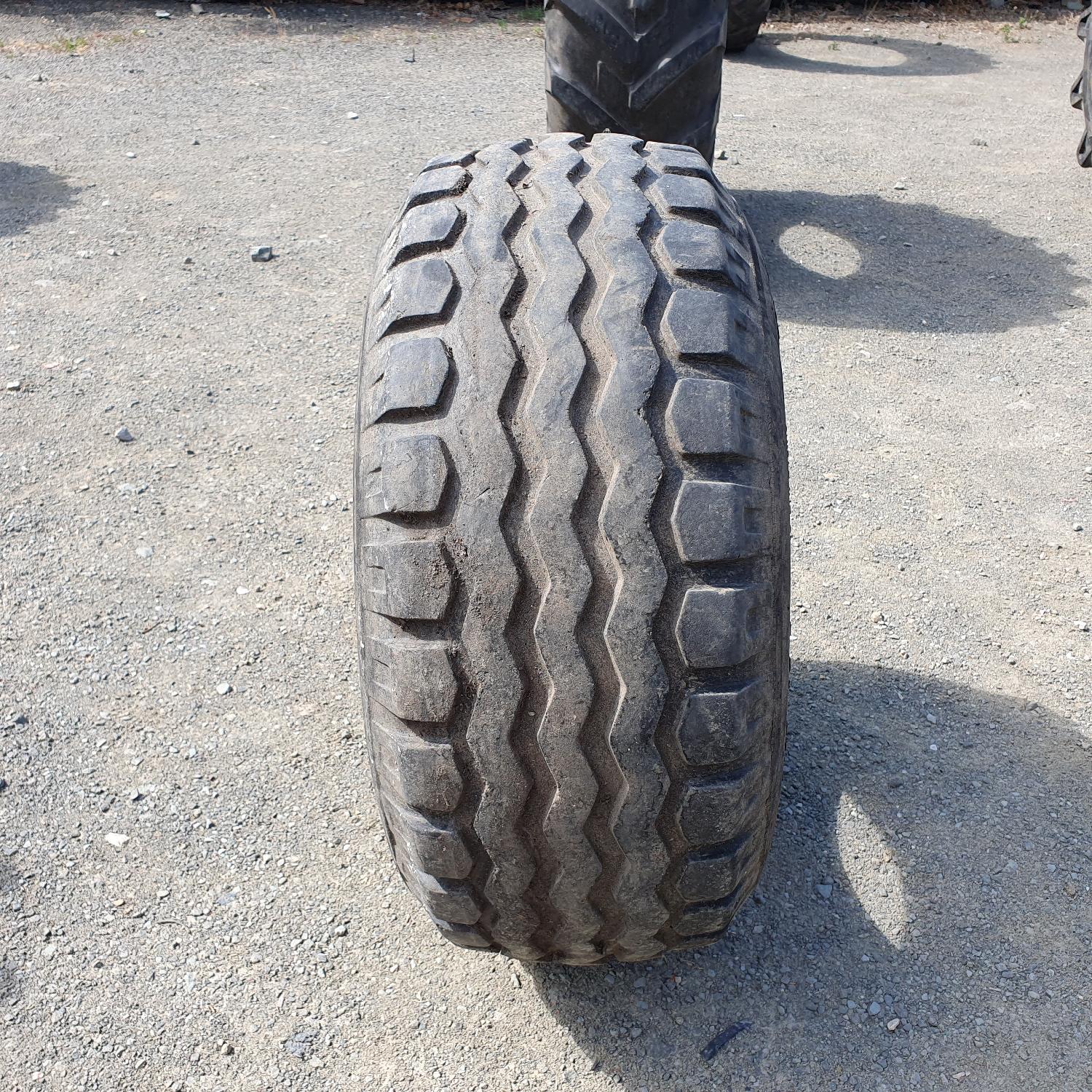  Cauciucuri 10.0/75-15.3 Bkt