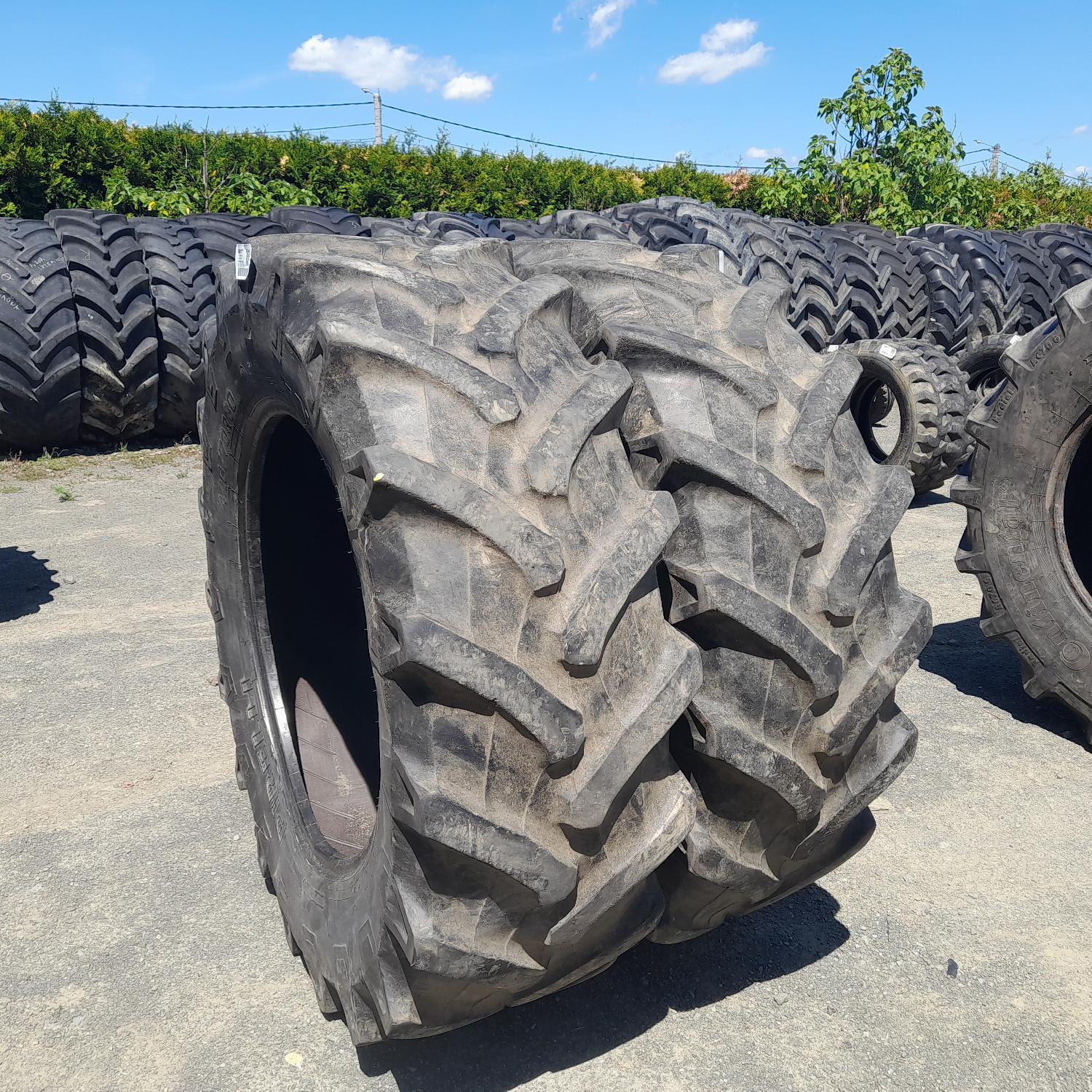  Cauciucuri 420/70R30 Pirelli