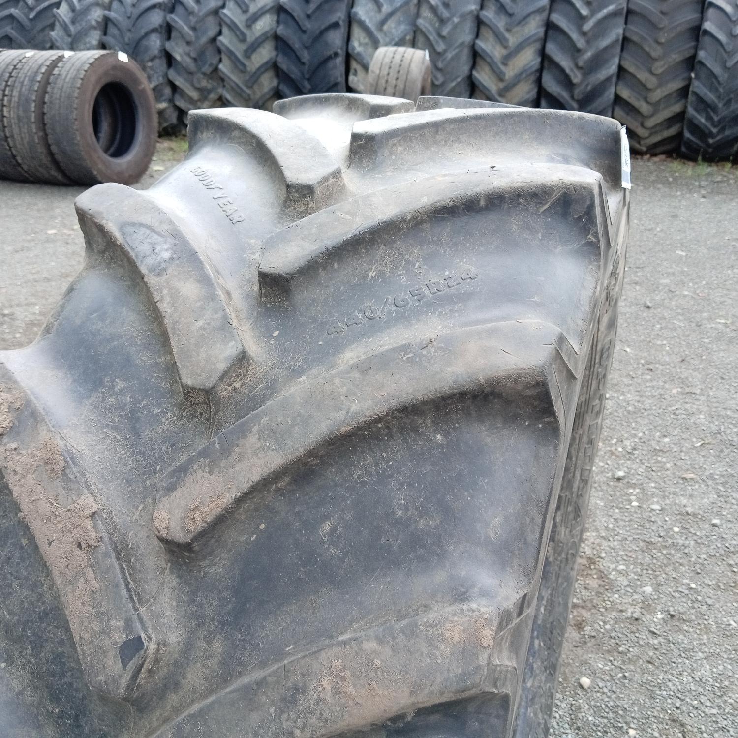  Cauciucuri 440/65R24  Goodyear