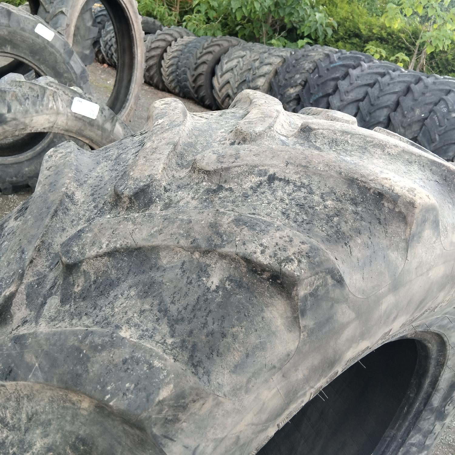  Cauciucuri 440/65R24  Firestone