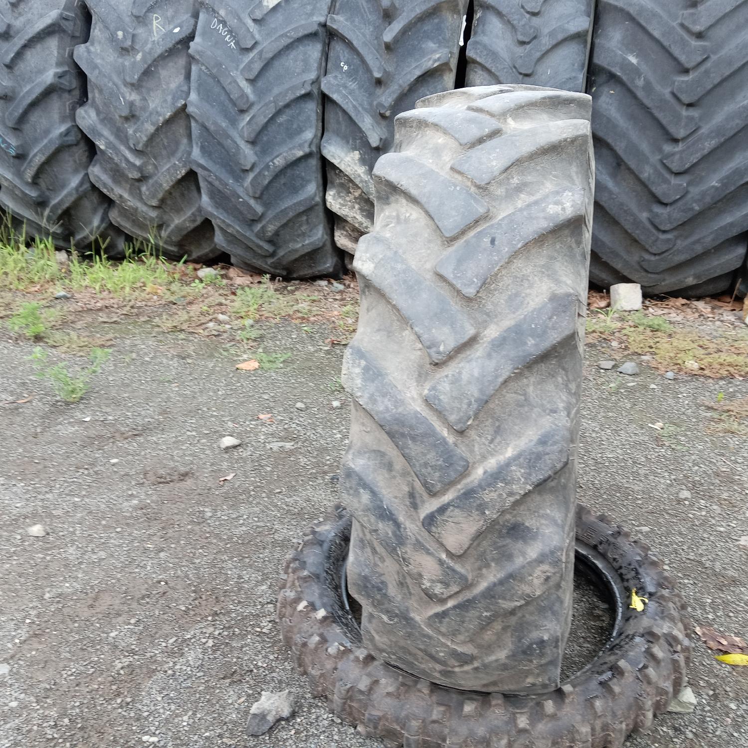  Cauciucuri 10.5-18 (10.5/80R18) Semperit