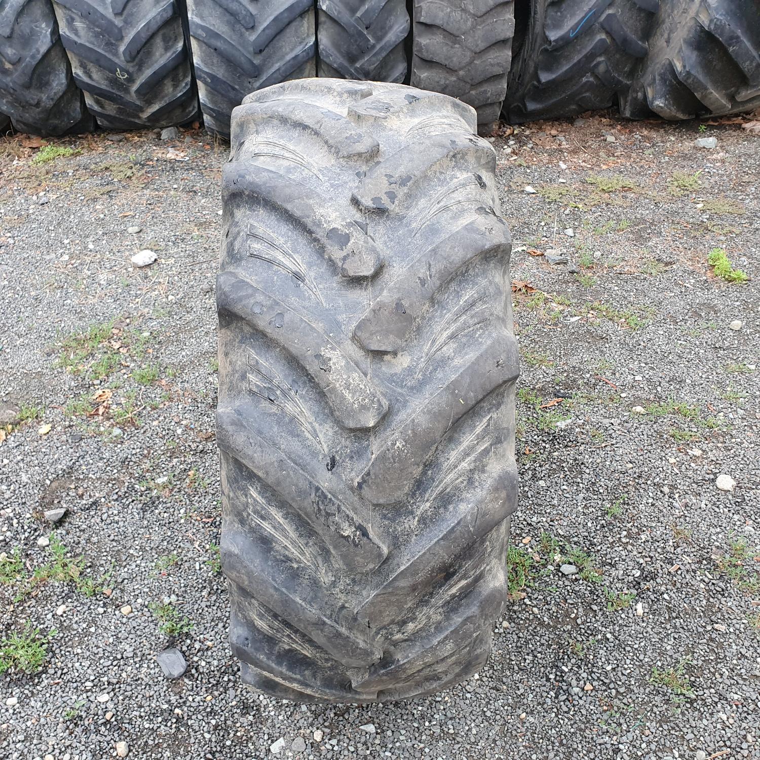  Cauciucuri 365/70R18  Bkt