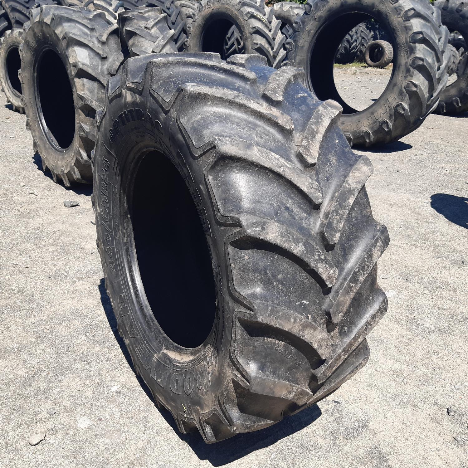  Cauciucuri 440/65R24  Goodyear