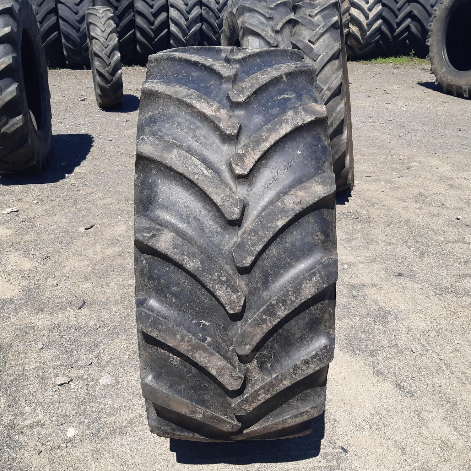  Cauciucuri 440/65R24  Goodyear