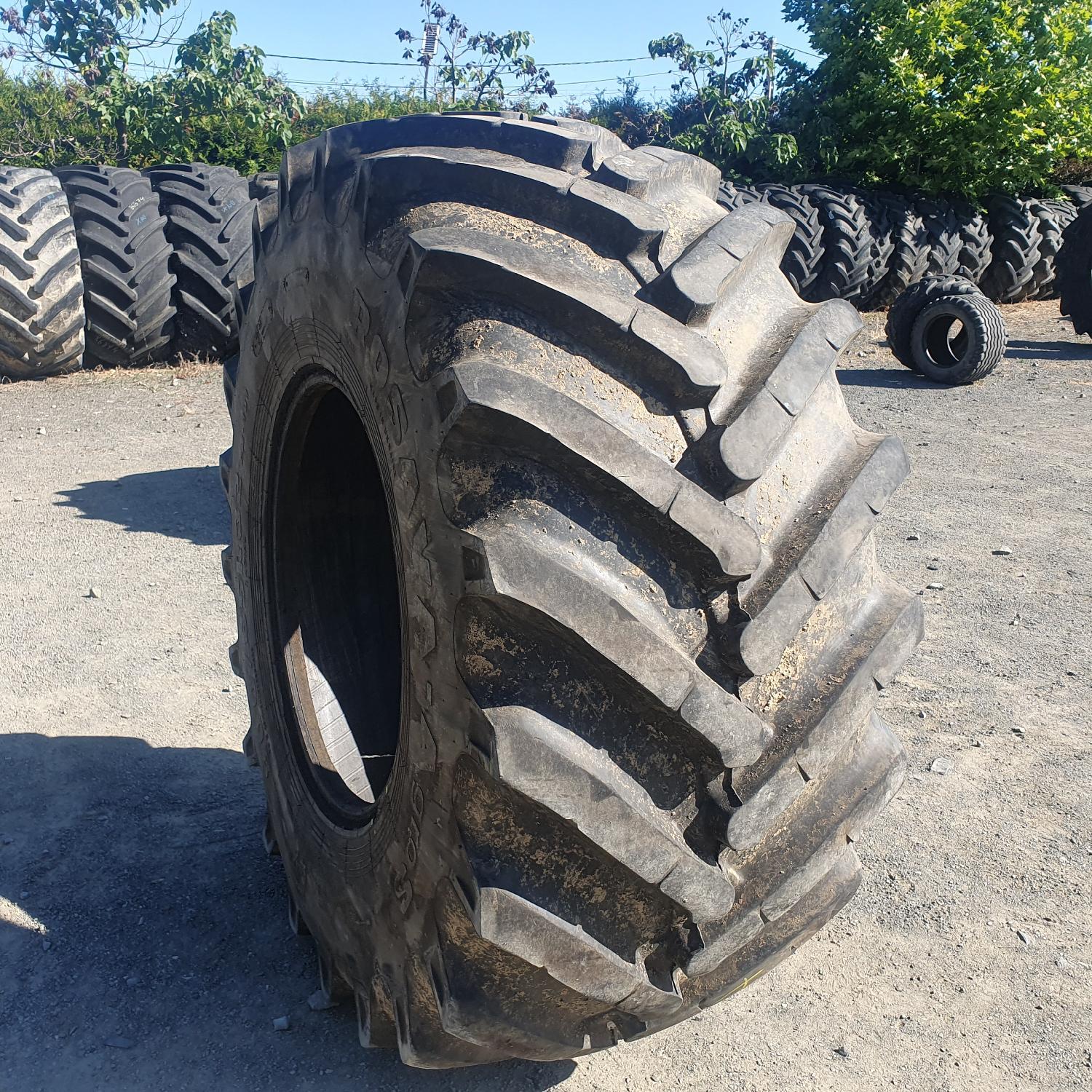  Cauciucuri 800/65R32 Rosava