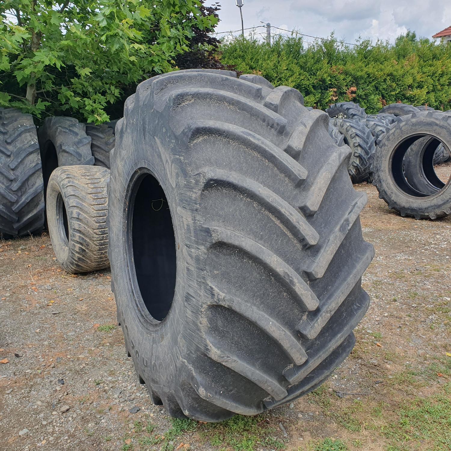  Cauciucuri 900/60R32 Mitas