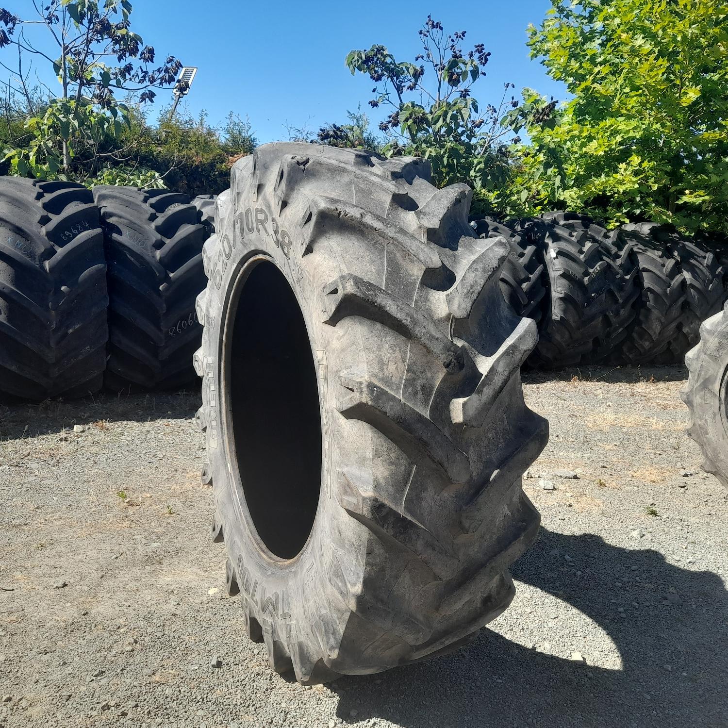  Cauciucuri 520/70R38 Pirelli