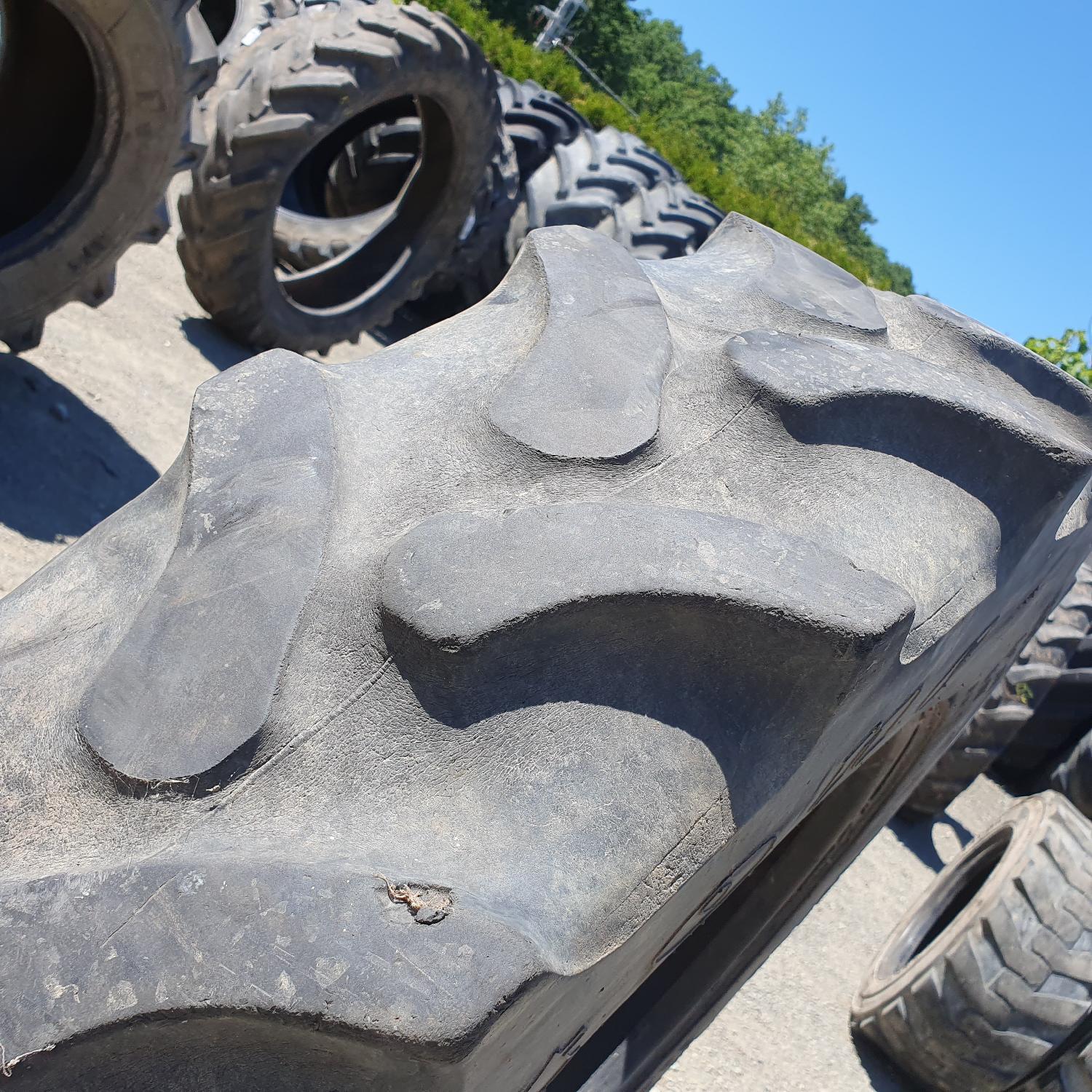  Cauciucuri 9.5R24 Firestone