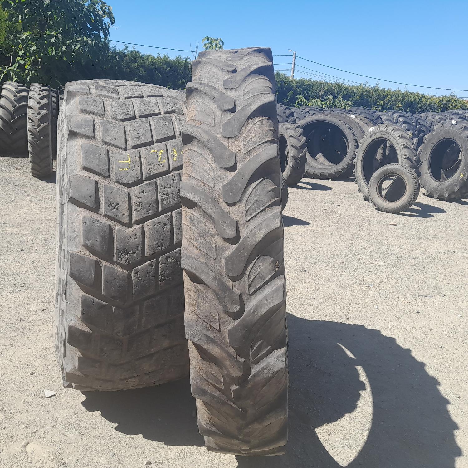  Cauciucuri 270/95R42 Taurus