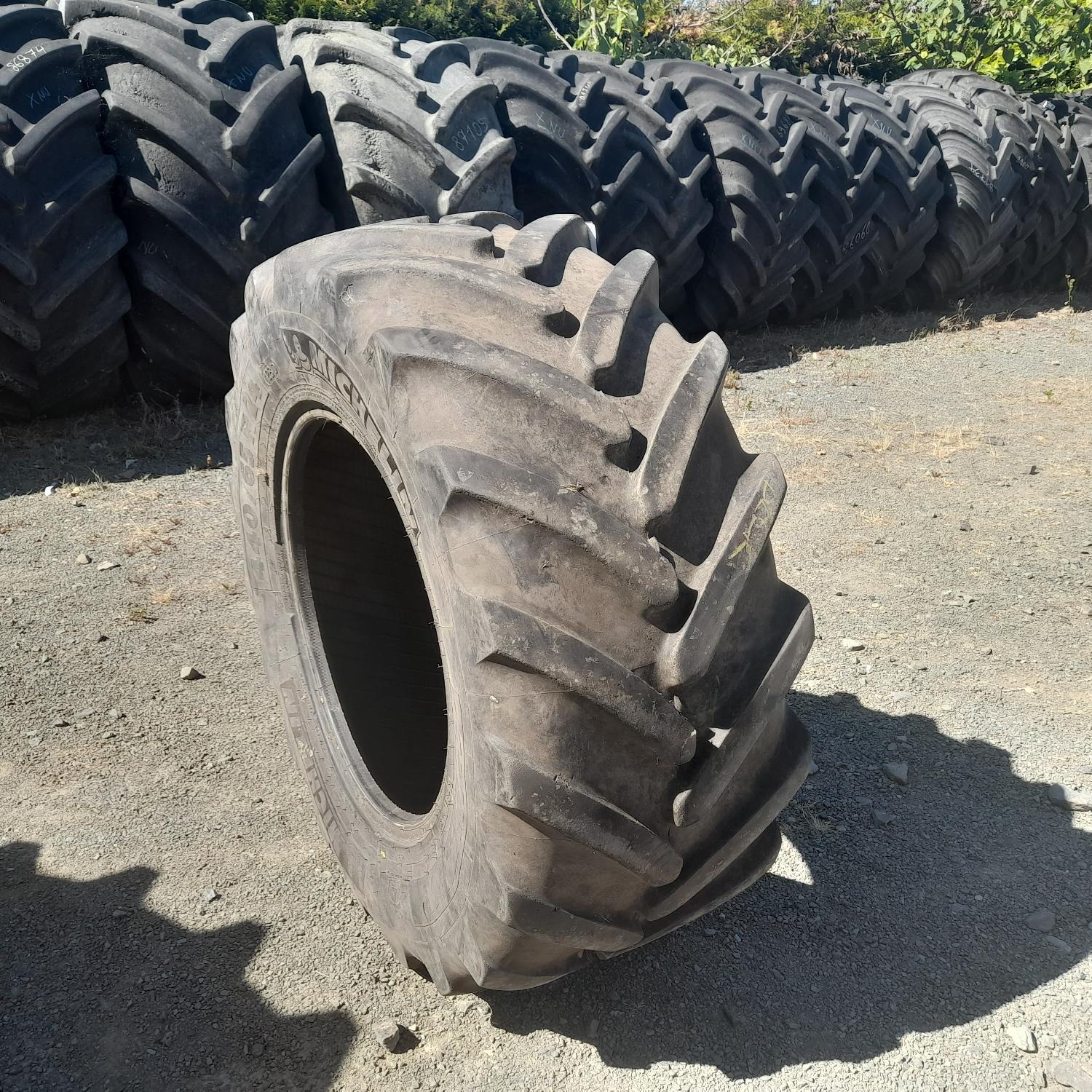  Cauciucuri 440/65R24 Michelin
