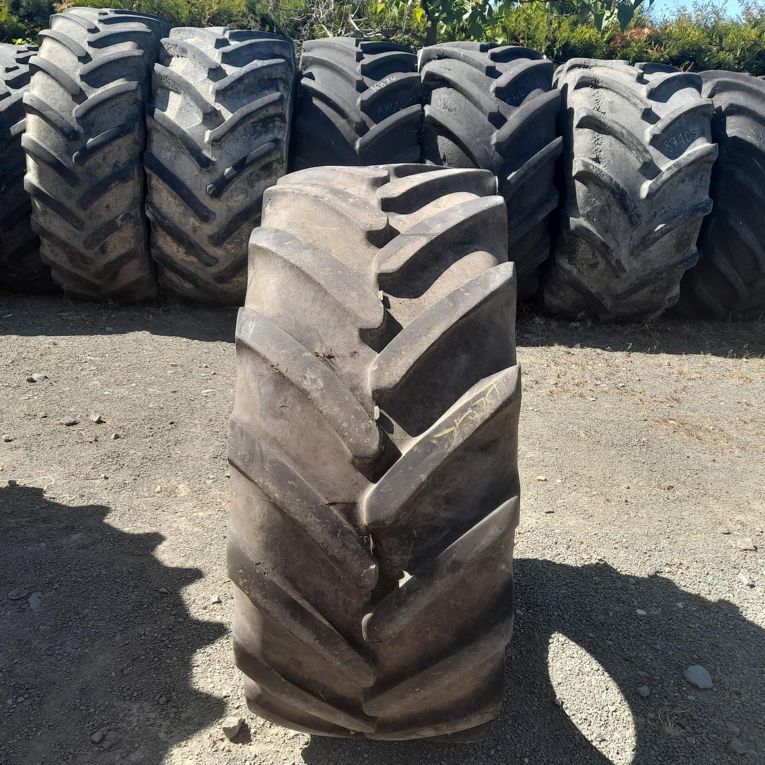  Cauciucuri 440/65R24 Michelin