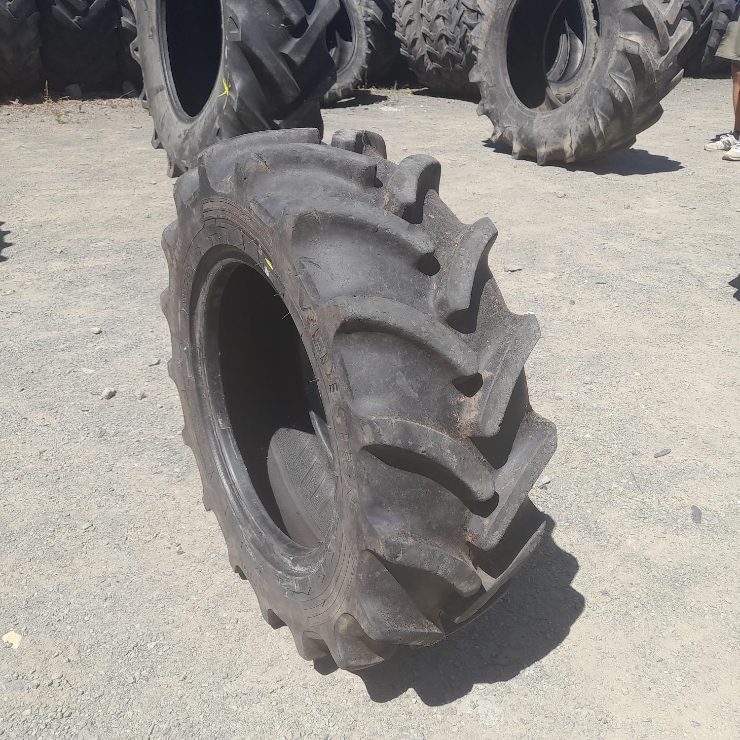  Cauciucuri 240/70R16 Vredestein