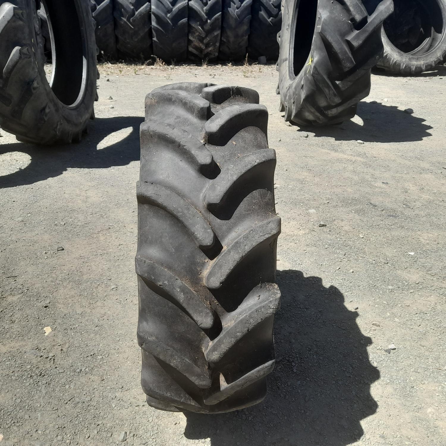  Cauciucuri 240/70R16 Vredestein