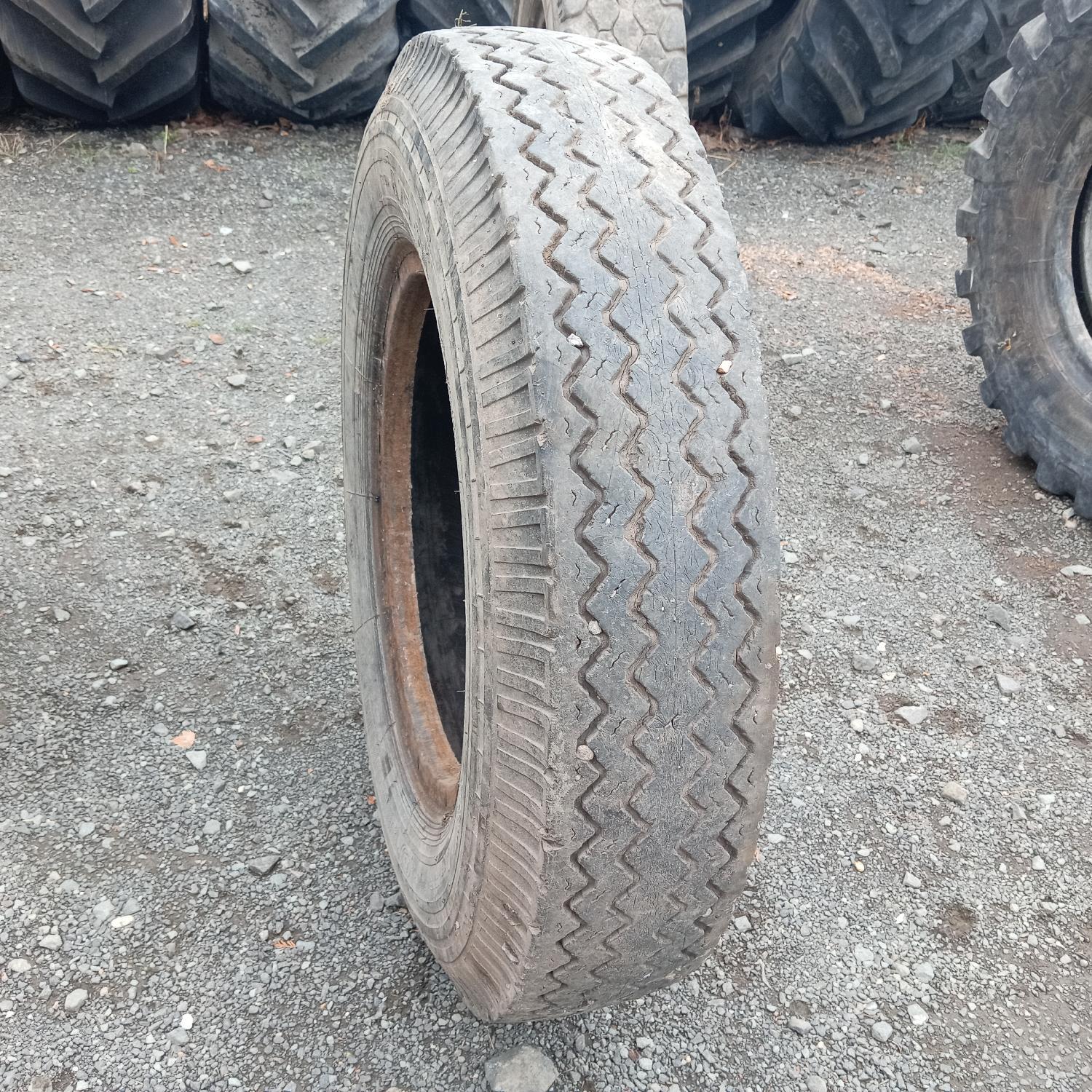  Cauciucuri 8.25-20 Pneumat