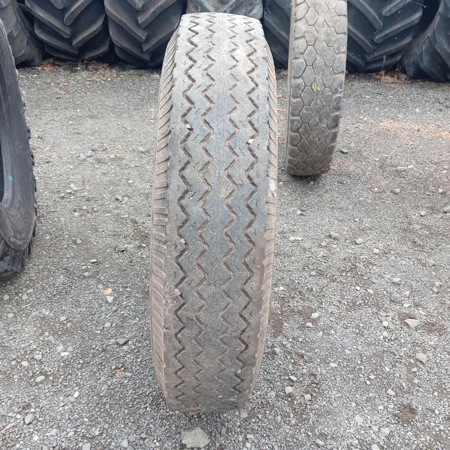  Cauciucuri 8.25-20 Pneumat
