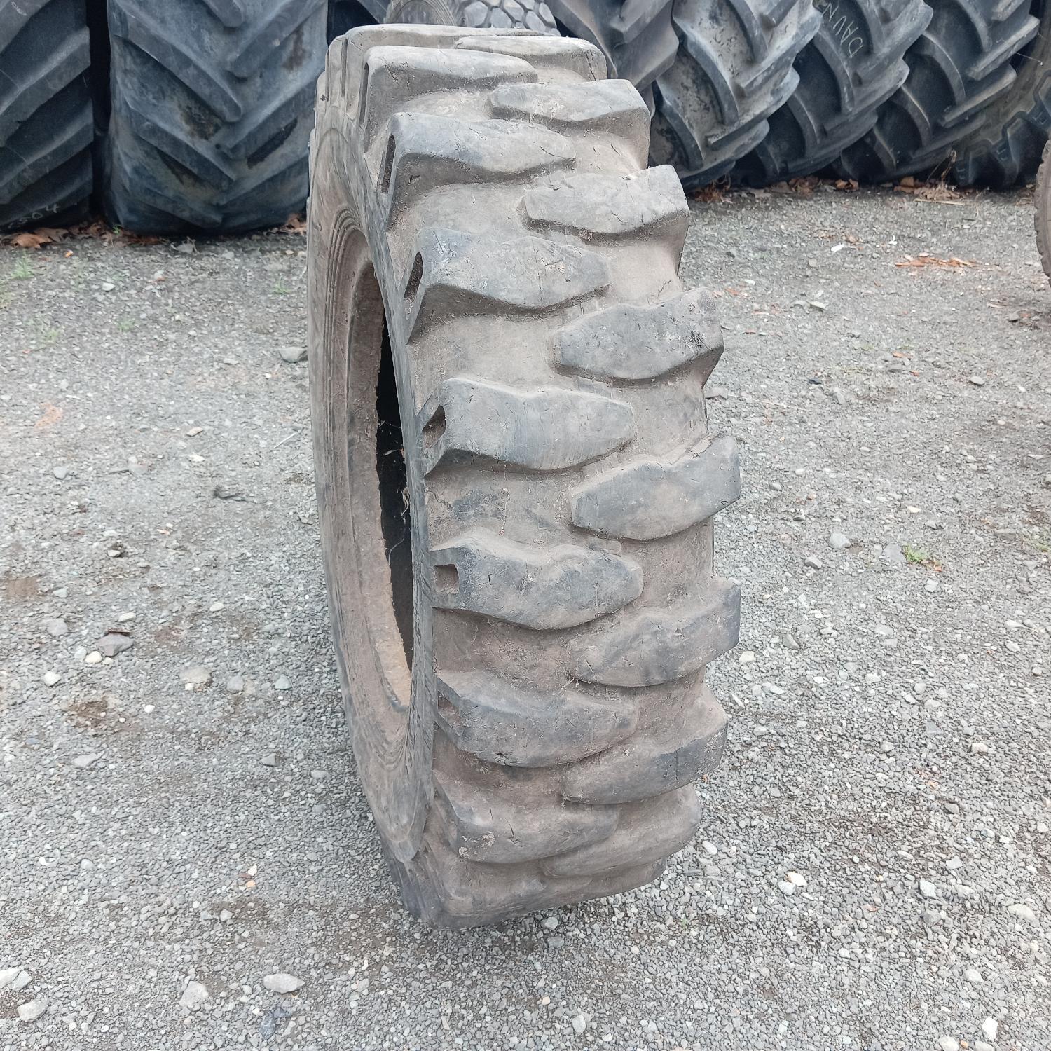  Cauciucuri 10.00-20 Armour
