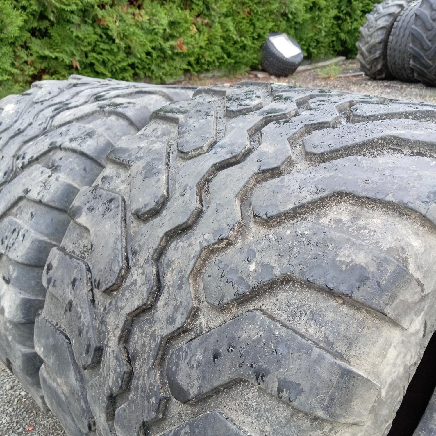  Cauciucuri 19.0/45-17  Vredestein