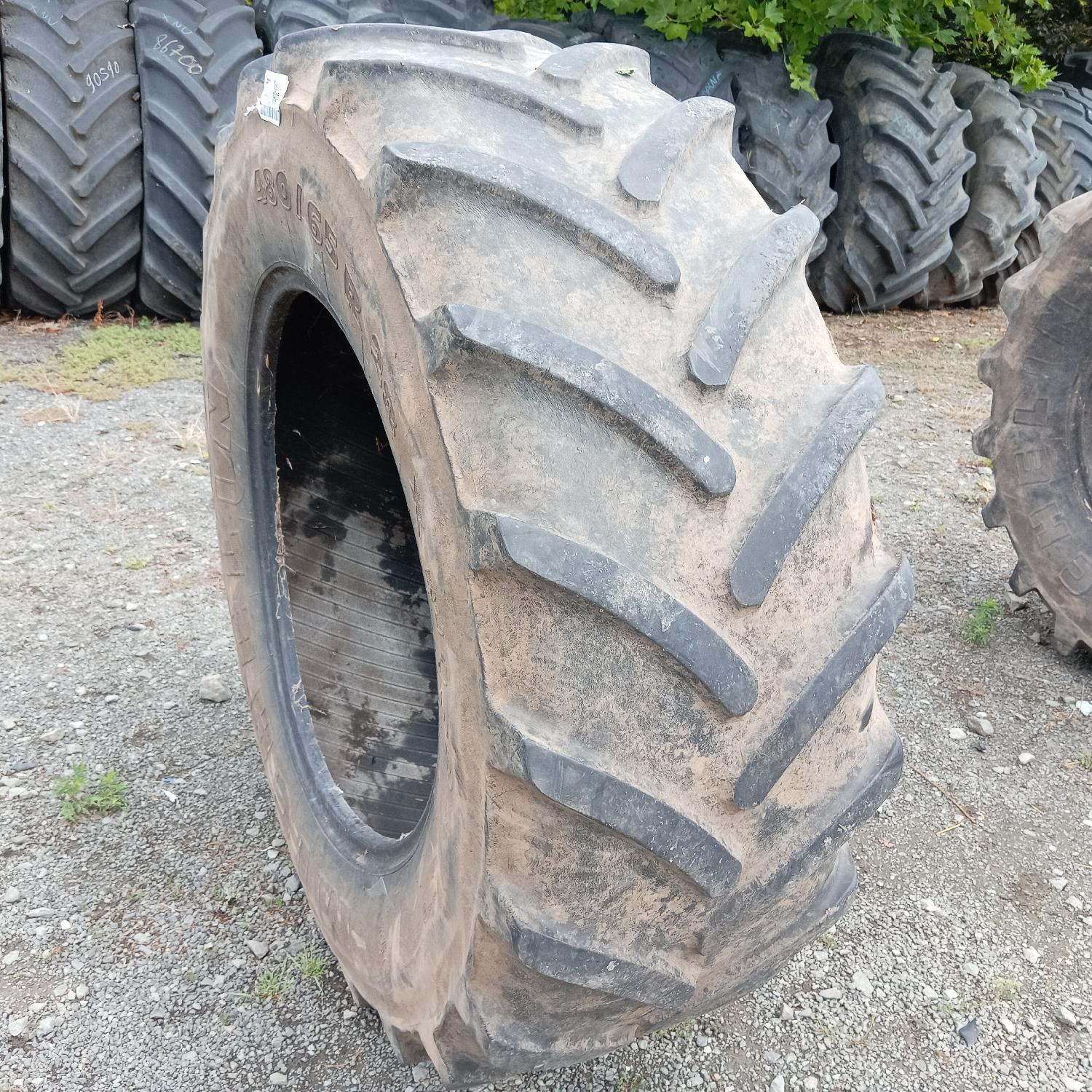  Cauciucuri 480/65R28 Michelin