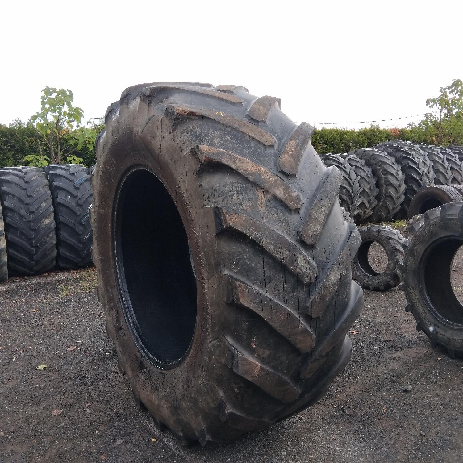  Cauciucuri 710/70R42  Michelin