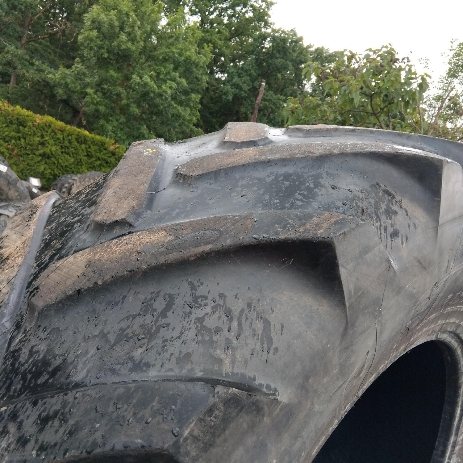  Cauciucuri 710/70R42  Michelin
