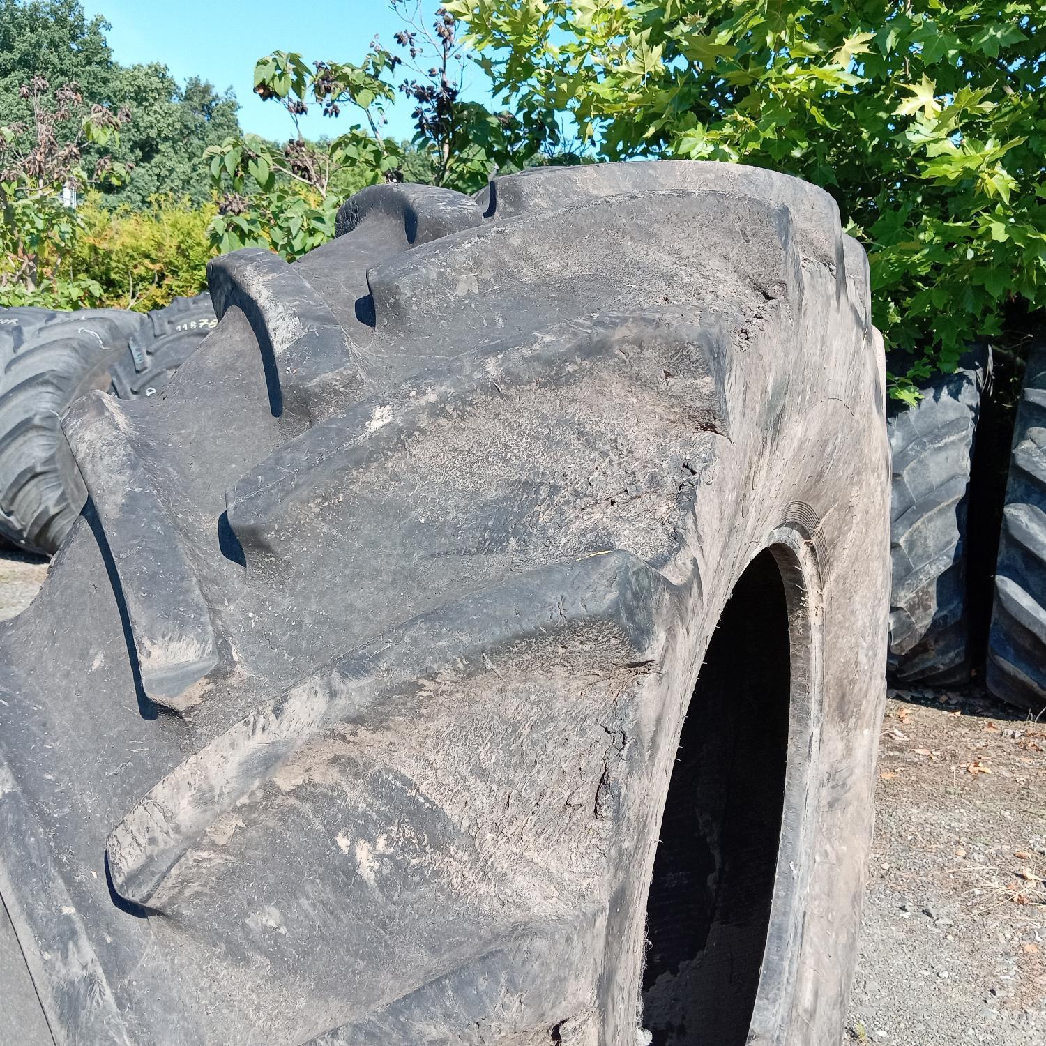  Cauciucuri 650/75R32 Continental