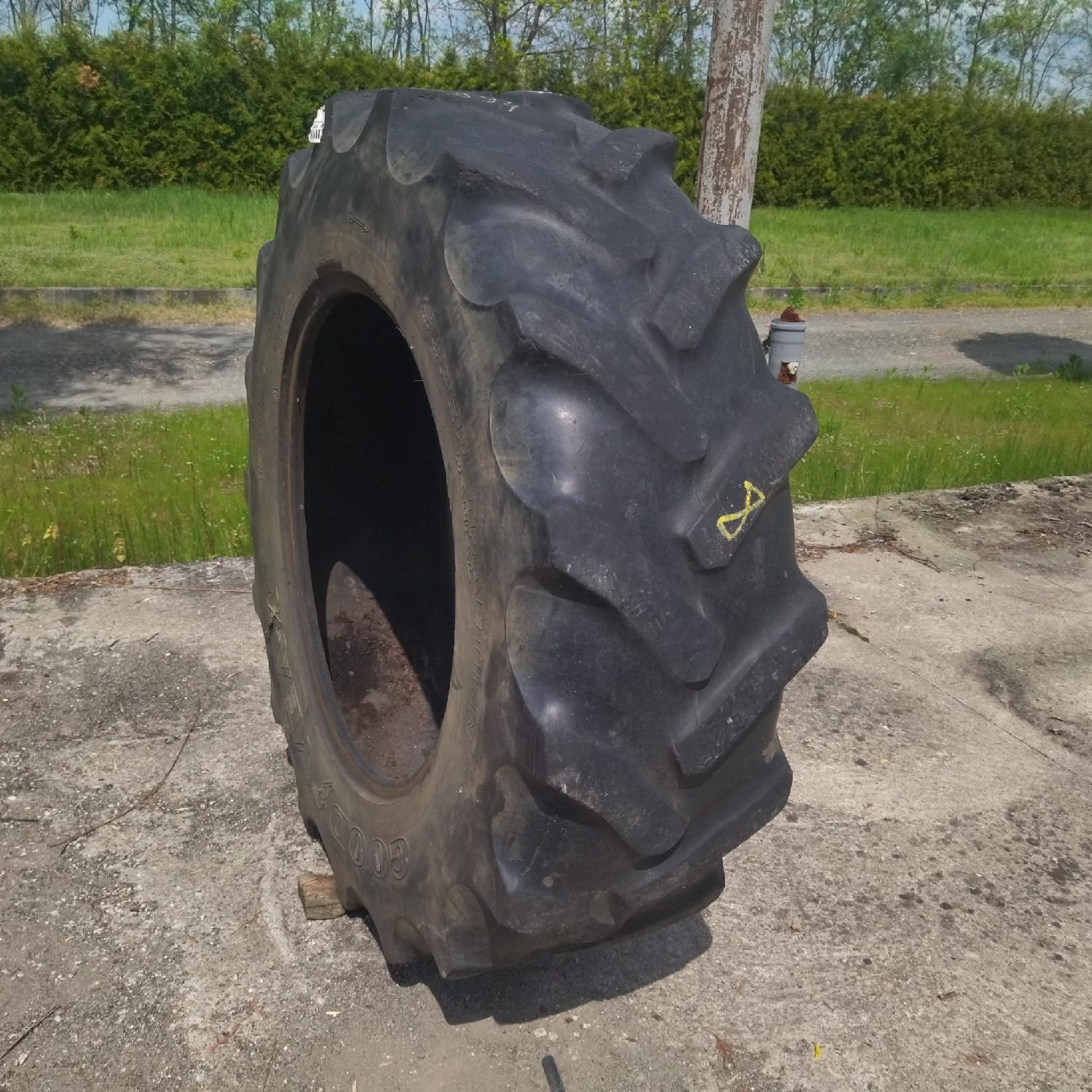  Cauciucuri 14.9R28 Goodyear