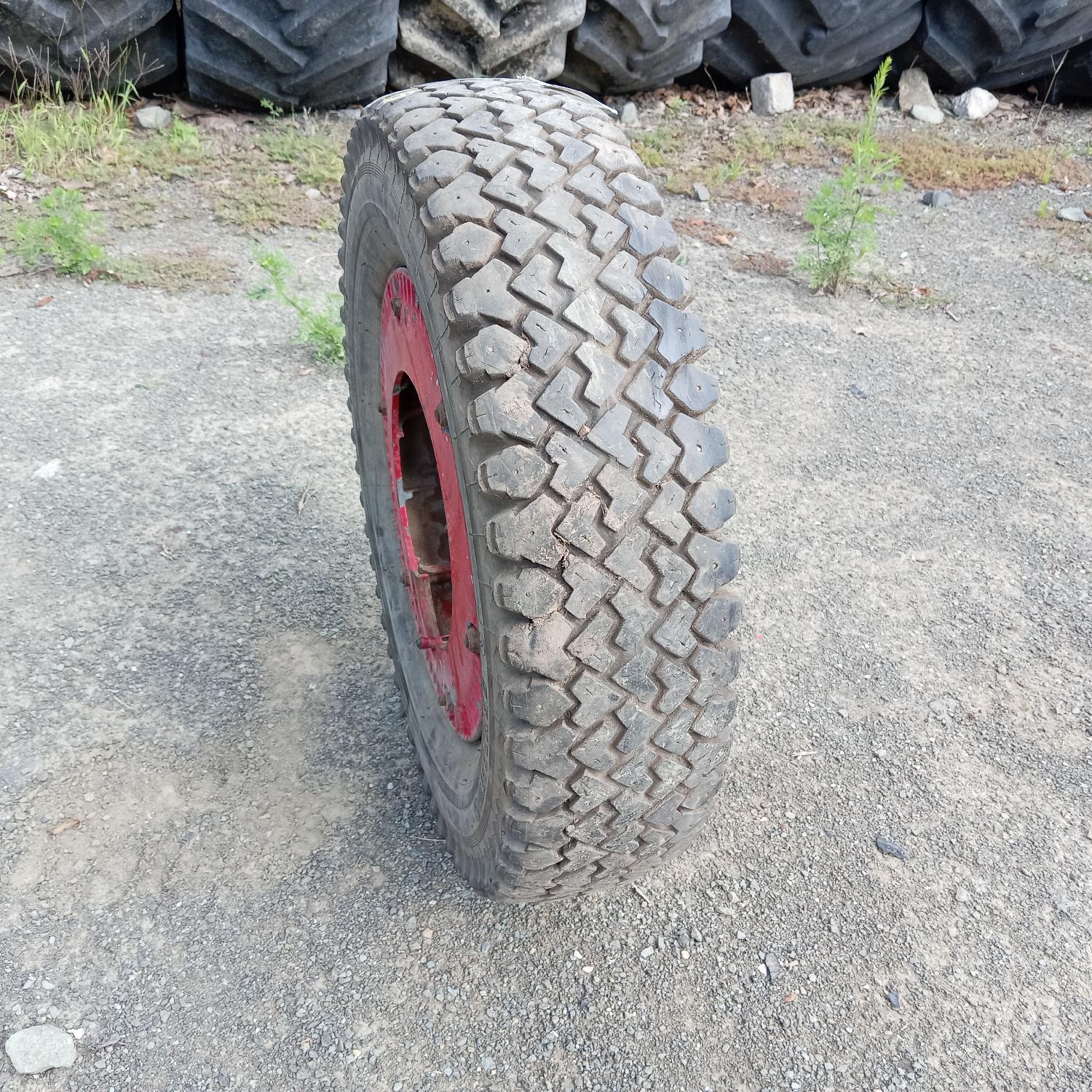  Cauciucuri 7.00-14  Semperit