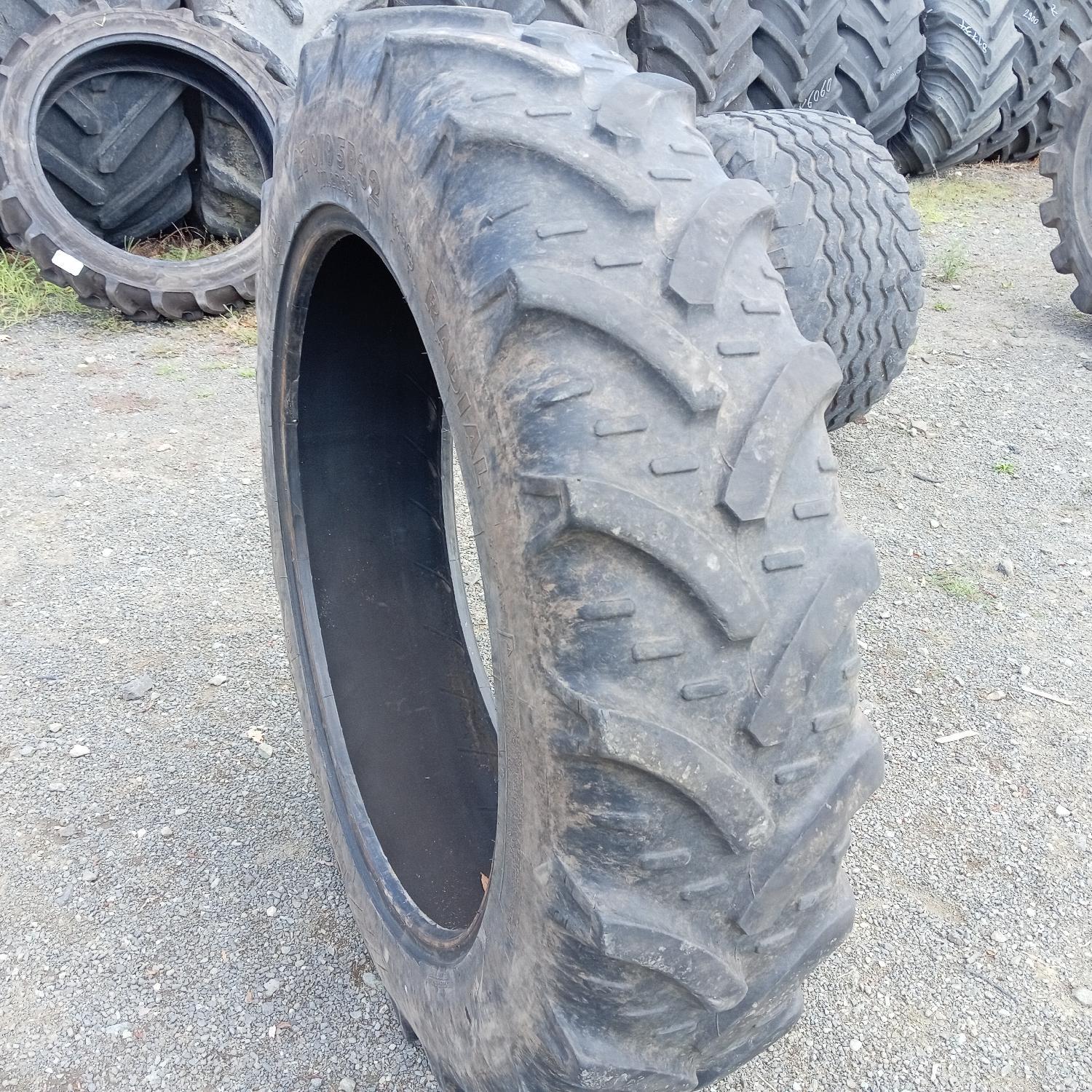  Cauciucuri 270/95R32 Kleber