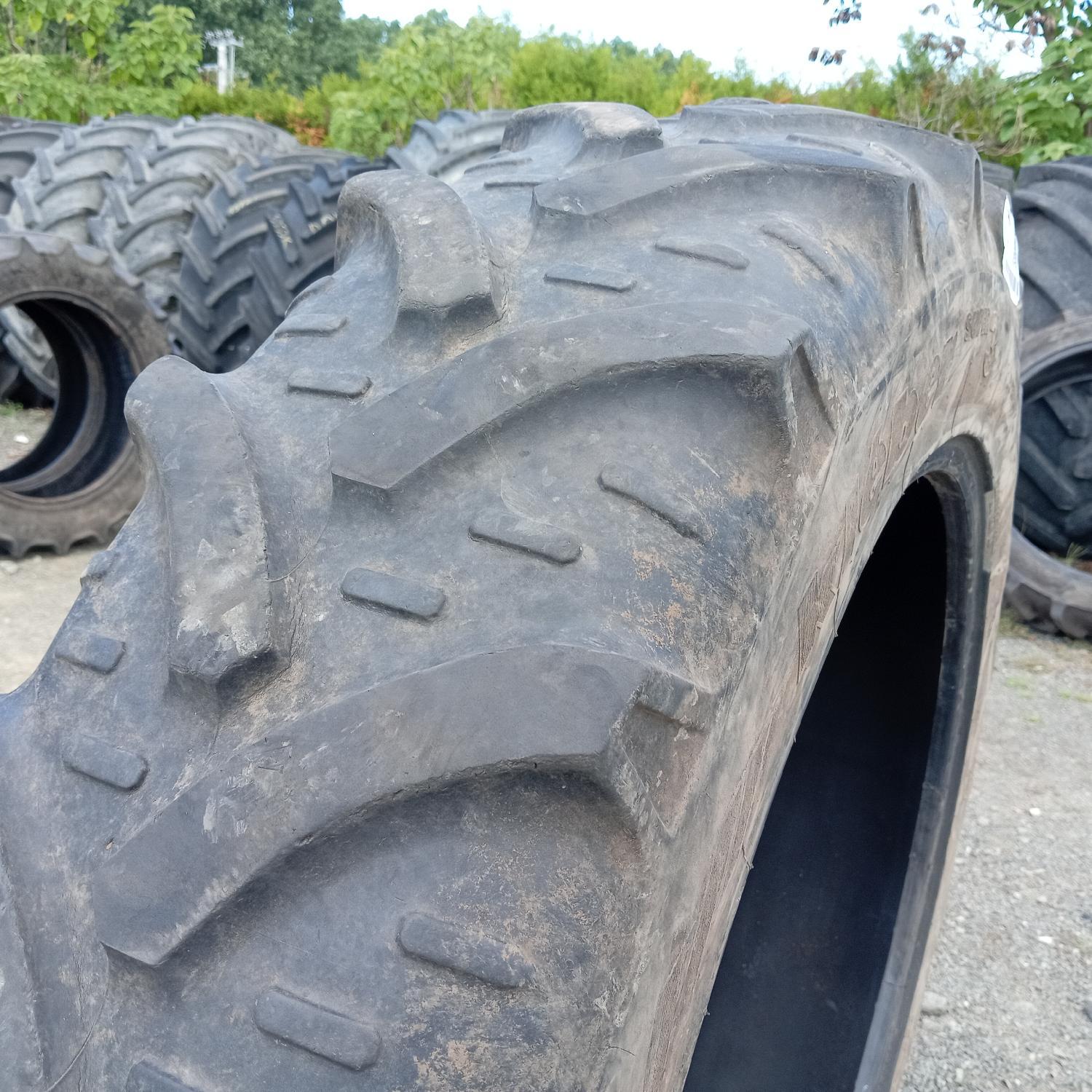  Cauciucuri 270/95R32 Kleber