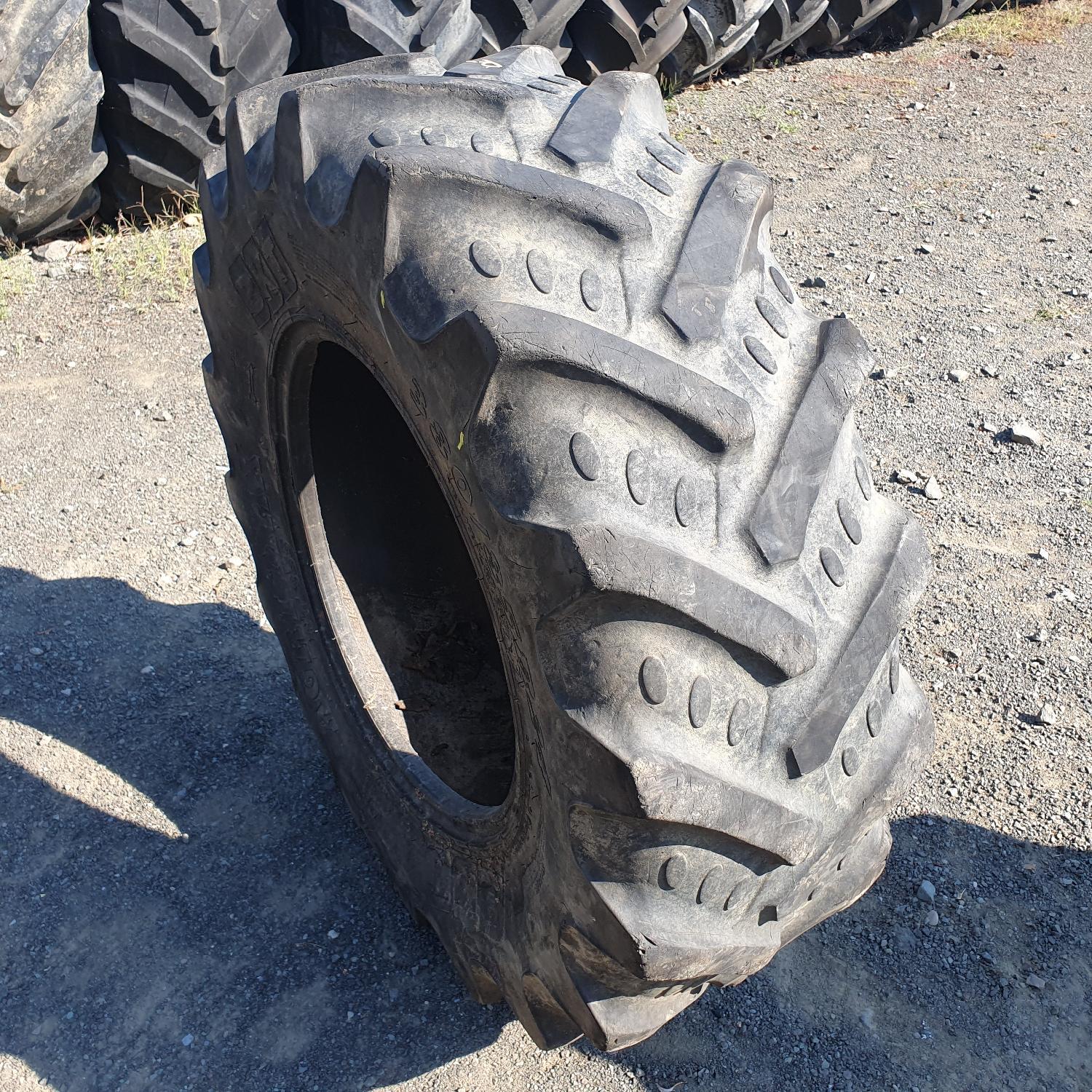  Cauciucuri 380/85R24 (14.9R24) Bkt