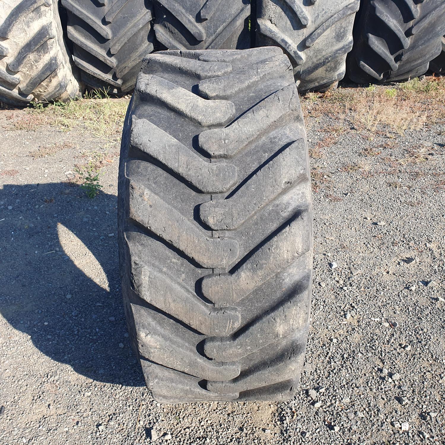  Cauciucuri 16.0/70-24  Petlas